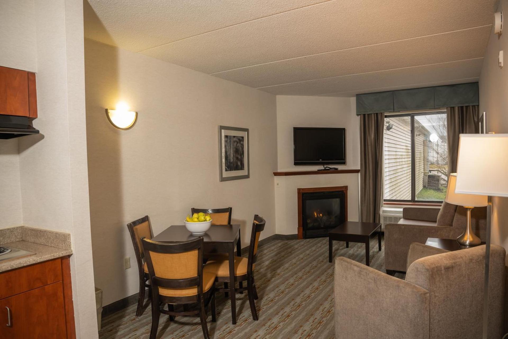 Wyndham Garden Erie photo 19