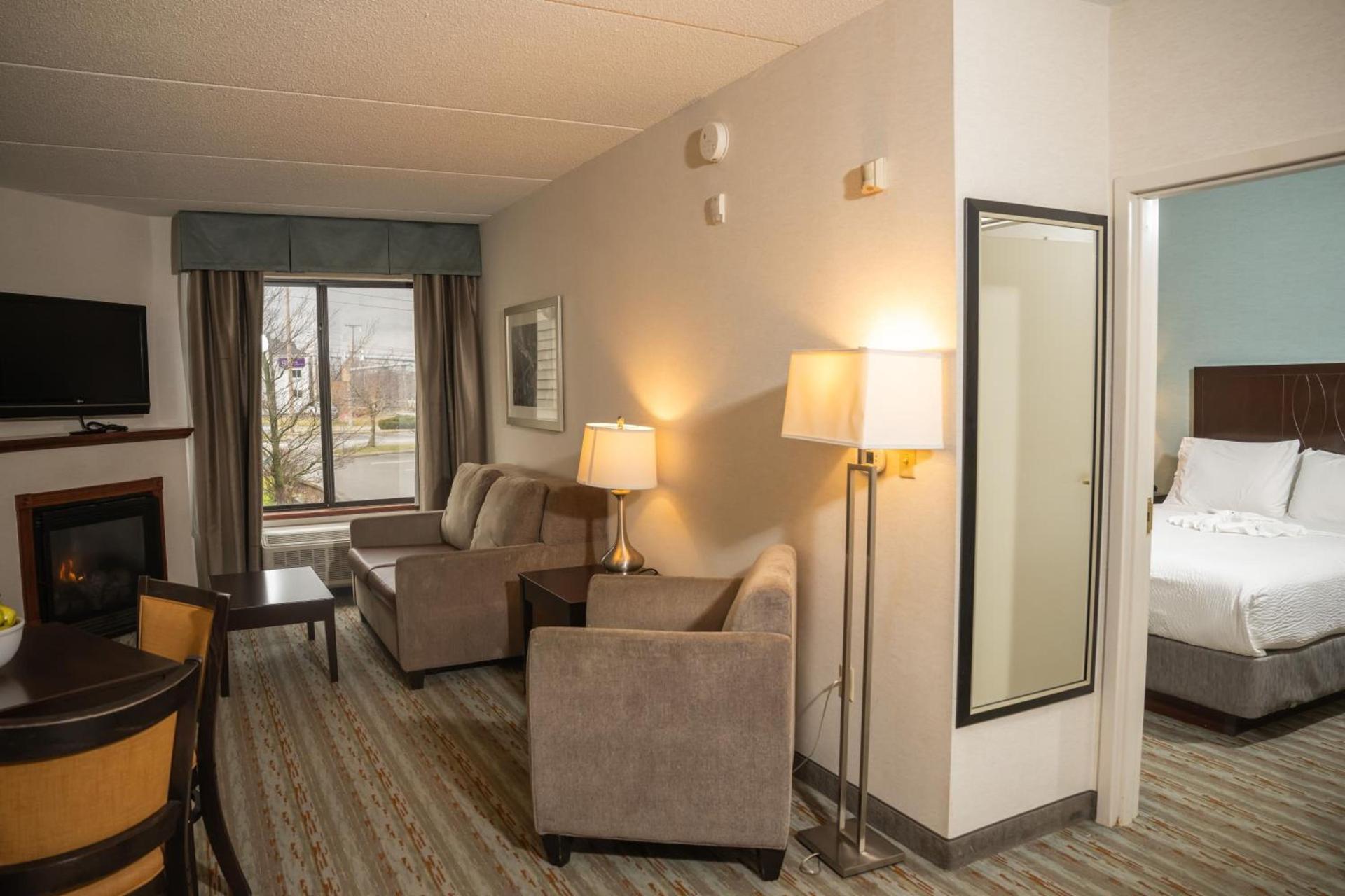 Wyndham Garden Erie photo 18