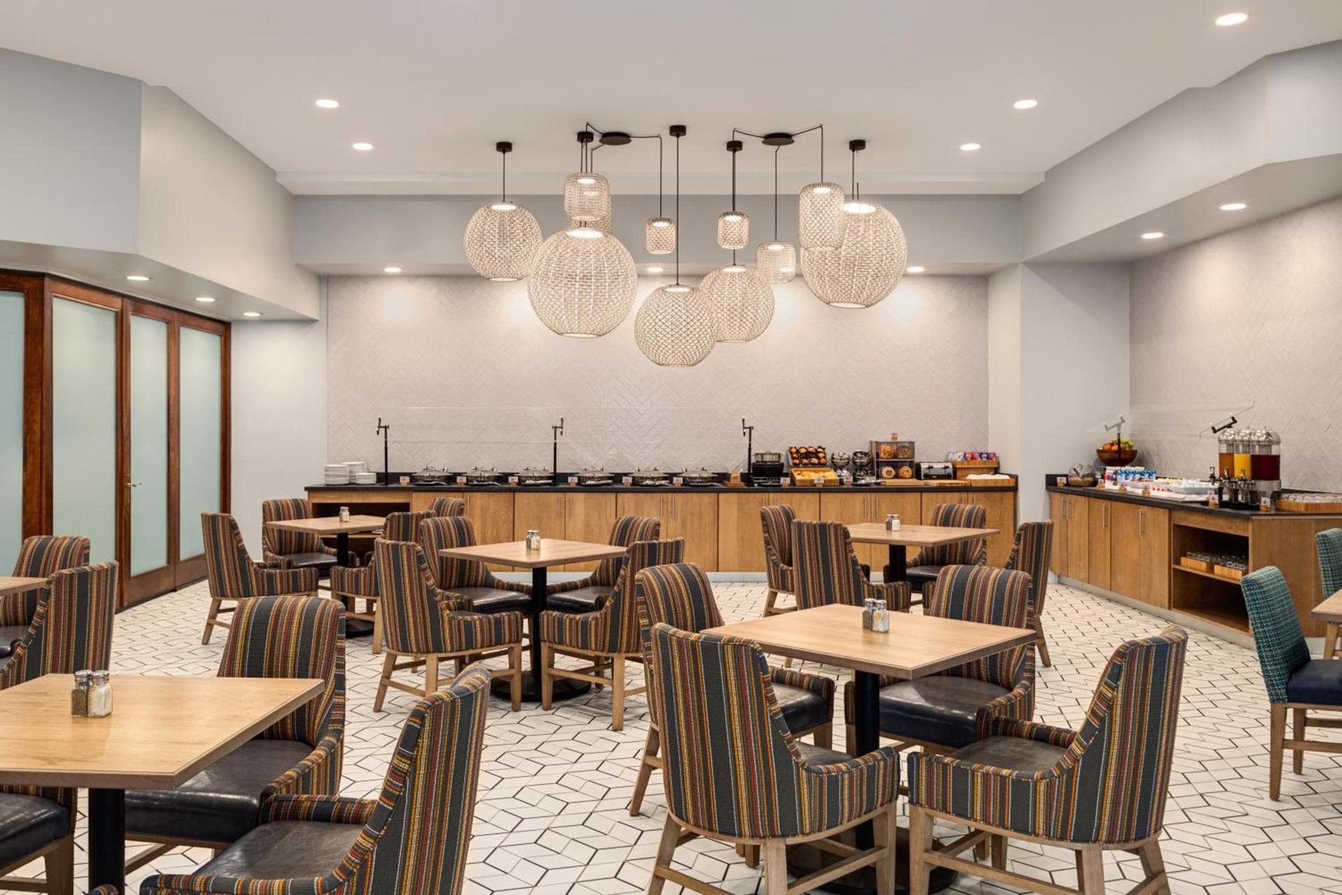 Doubletree by Hilton Fort Myers at Bell Tower Shops photo 40
