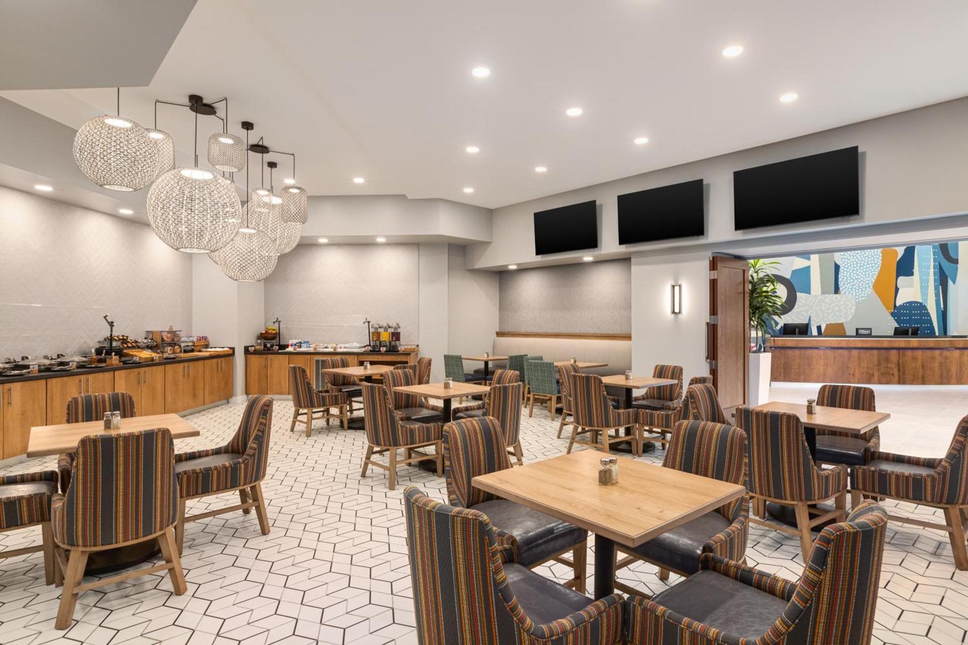Doubletree by Hilton Fort Myers at Bell Tower Shops photo 38