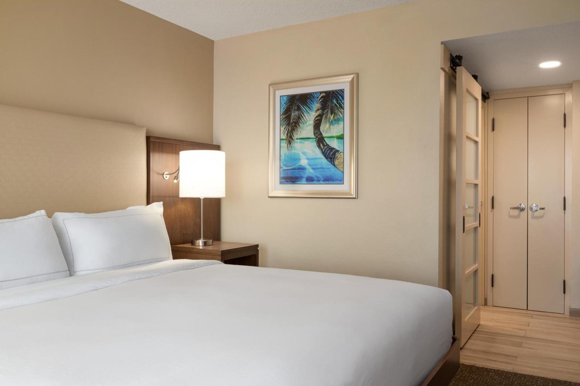 Doubletree by Hilton Fort Myers at Bell Tower Shops photo 50