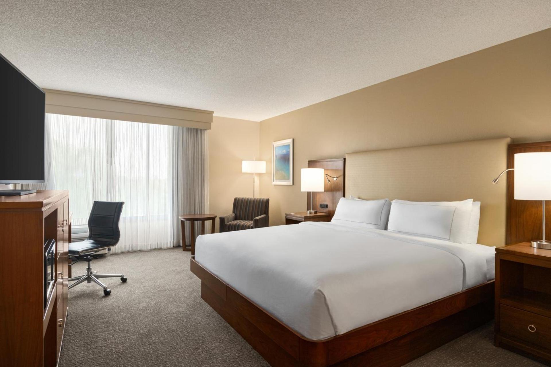 Doubletree by Hilton Fort Myers at Bell Tower Shops photo 31