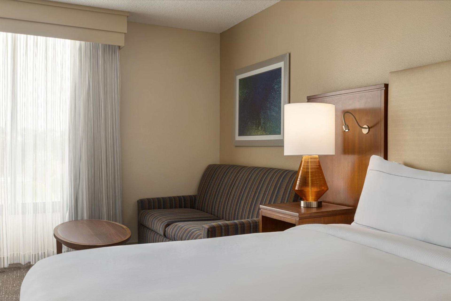 Doubletree by Hilton Fort Myers at Bell Tower Shops photo 64