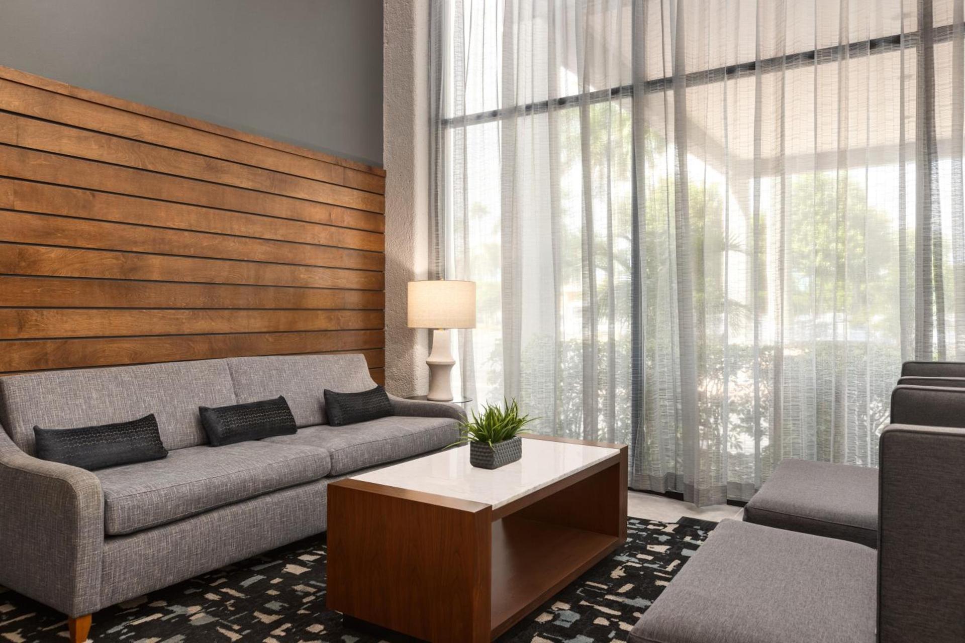 Doubletree by Hilton Fort Myers at Bell Tower Shops photo 63