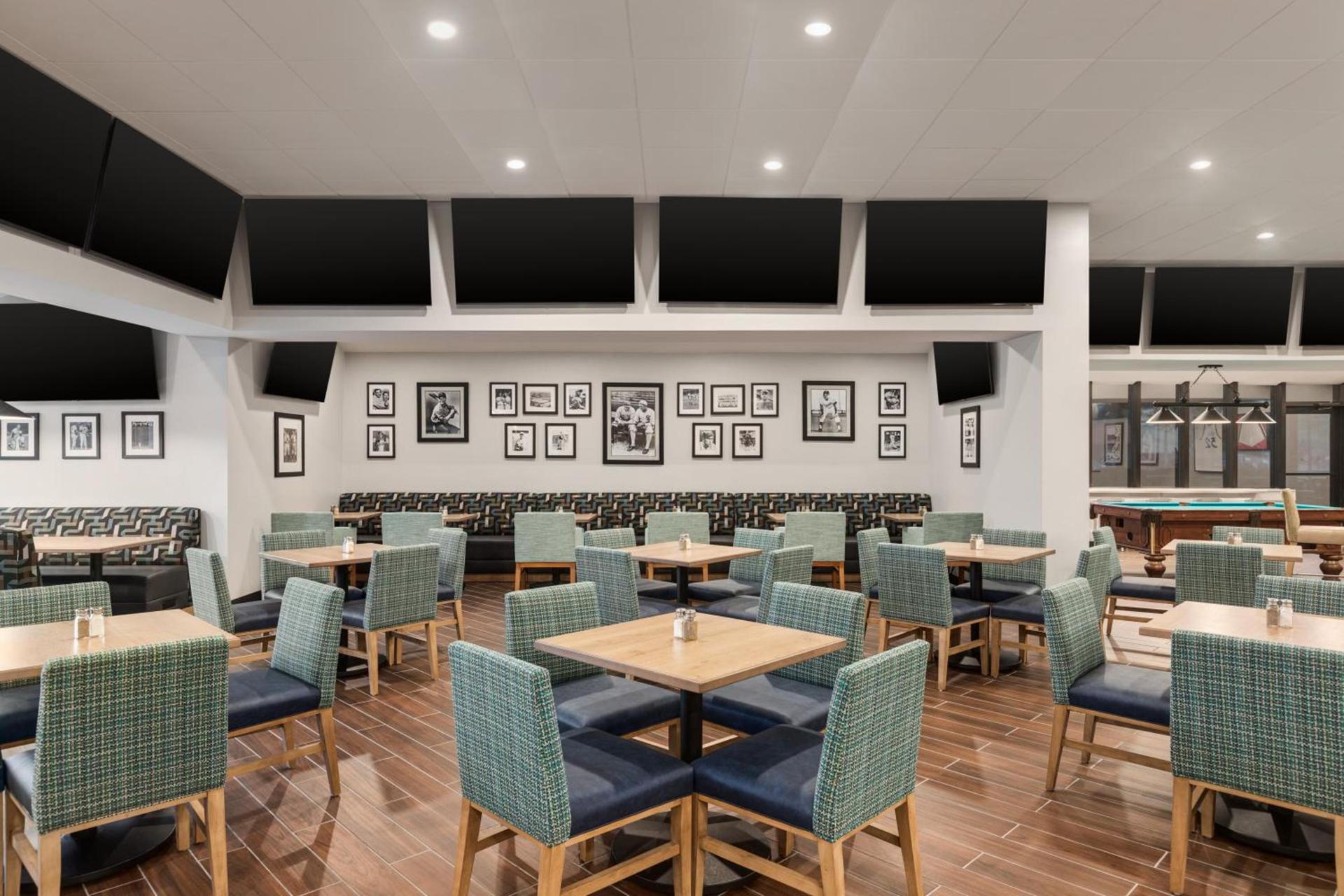 Doubletree by Hilton Fort Myers at Bell Tower Shops photo 69