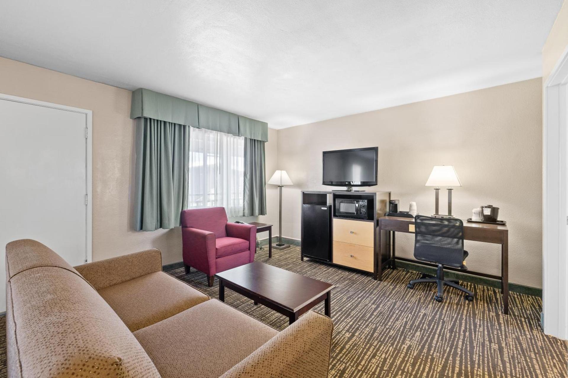 Best Western Petaluma Inn photo 60
