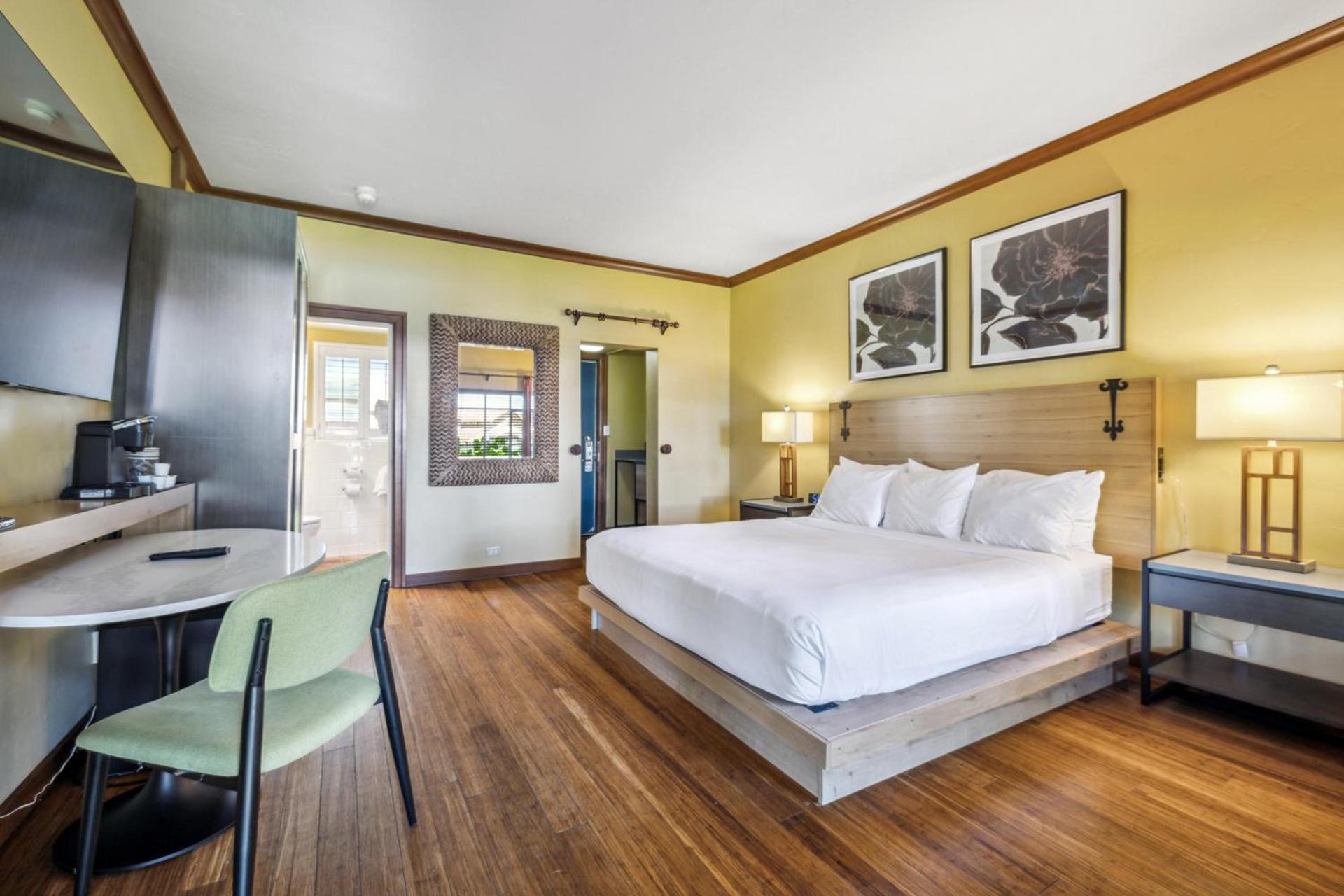 Inn Marin and Suites, an Ascend Collection Hotel photo 87