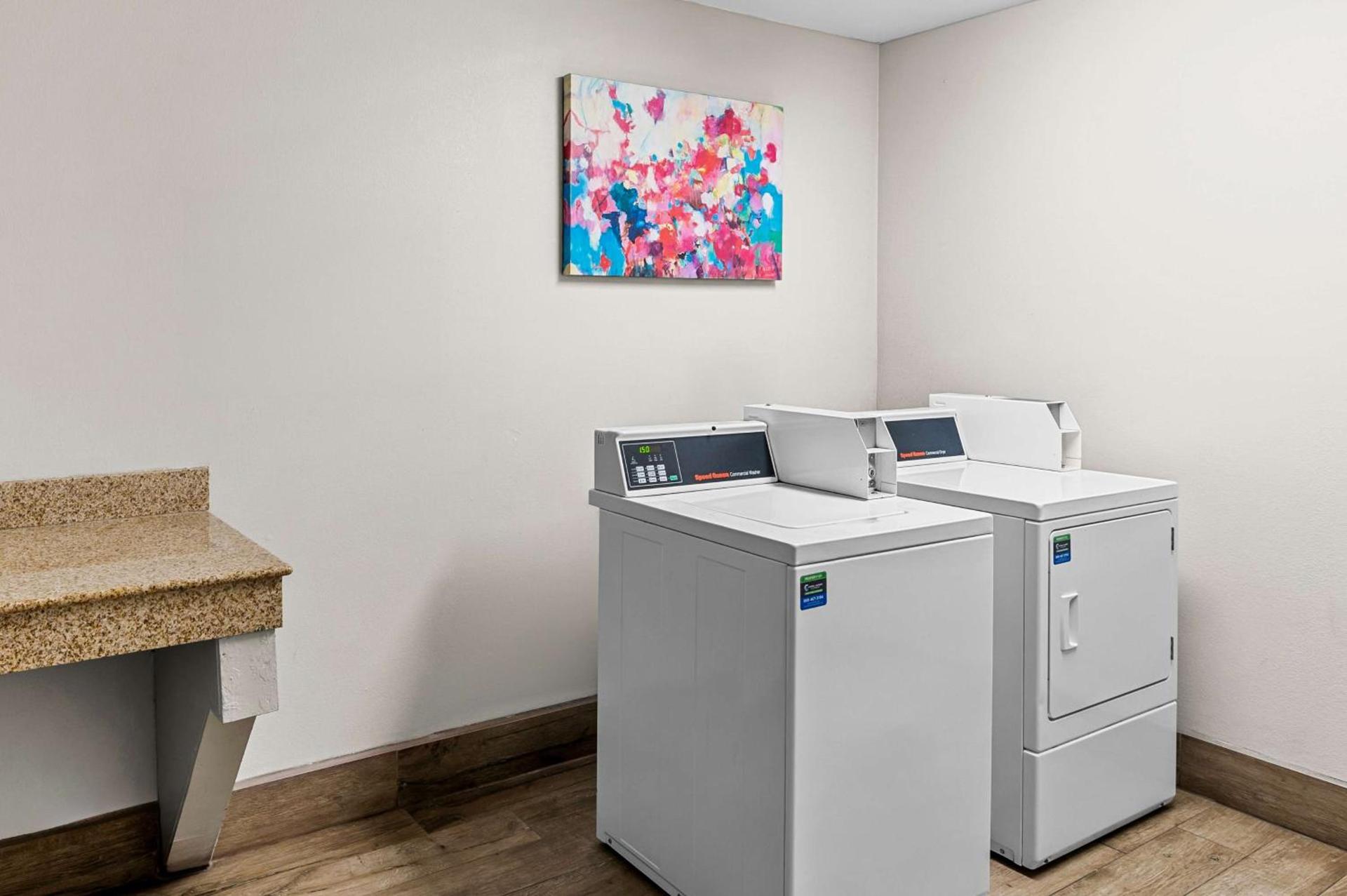 Best Western Presidential Hotel & Suites photo 19