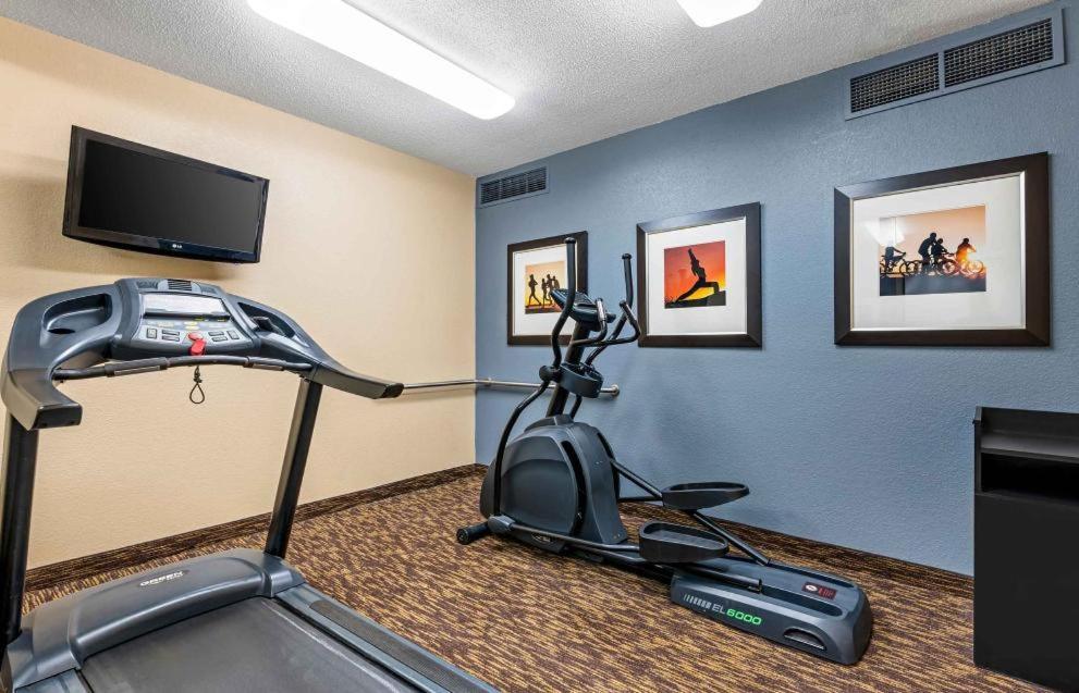 Extended Stay America Suites - Cincinnati - Blue Ash - Reed Hartman photo 58
