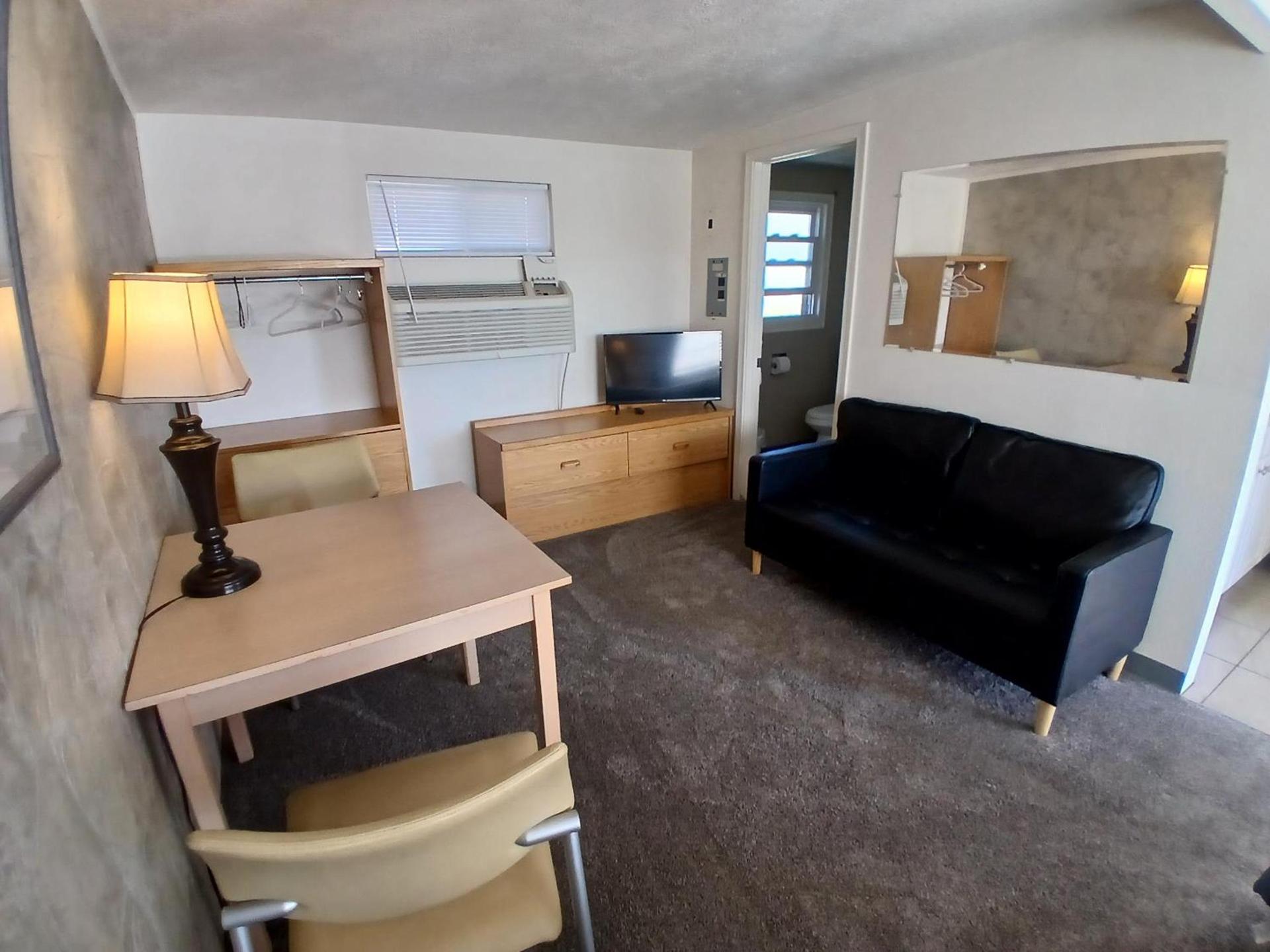 Silver Lakes Inn photo 32