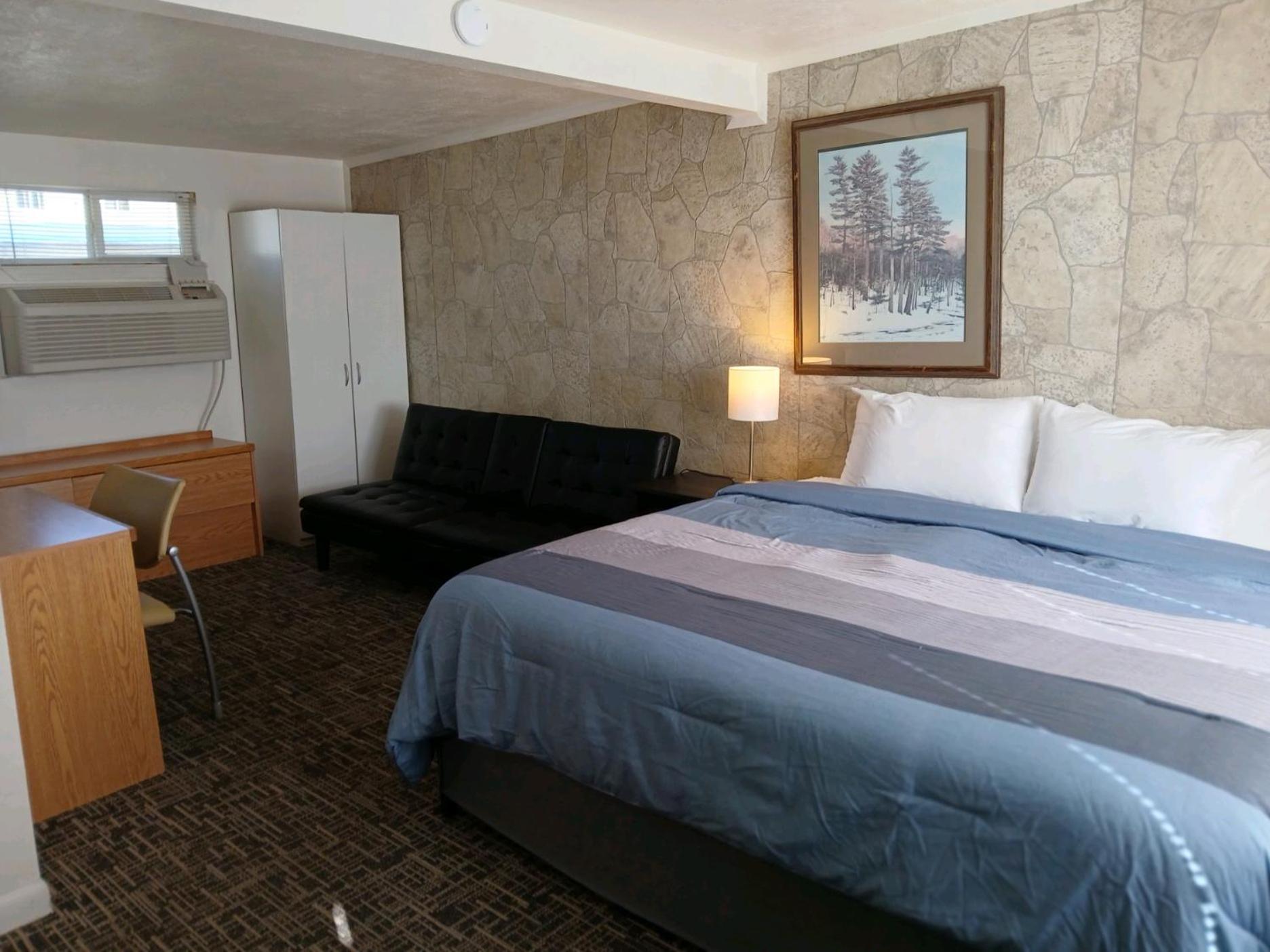 Silver Lakes Inn photo 34