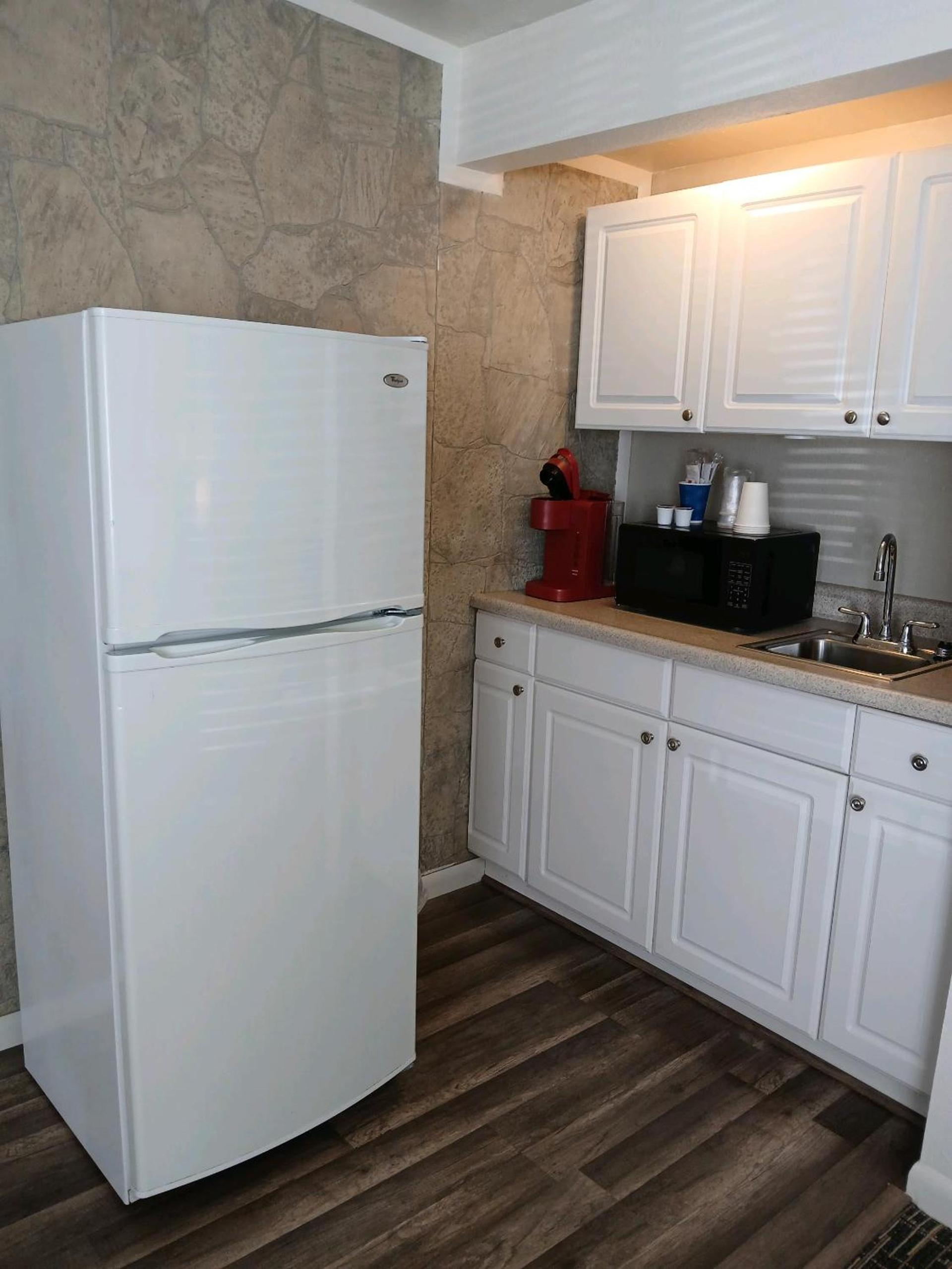Silver Lakes Inn photo 36