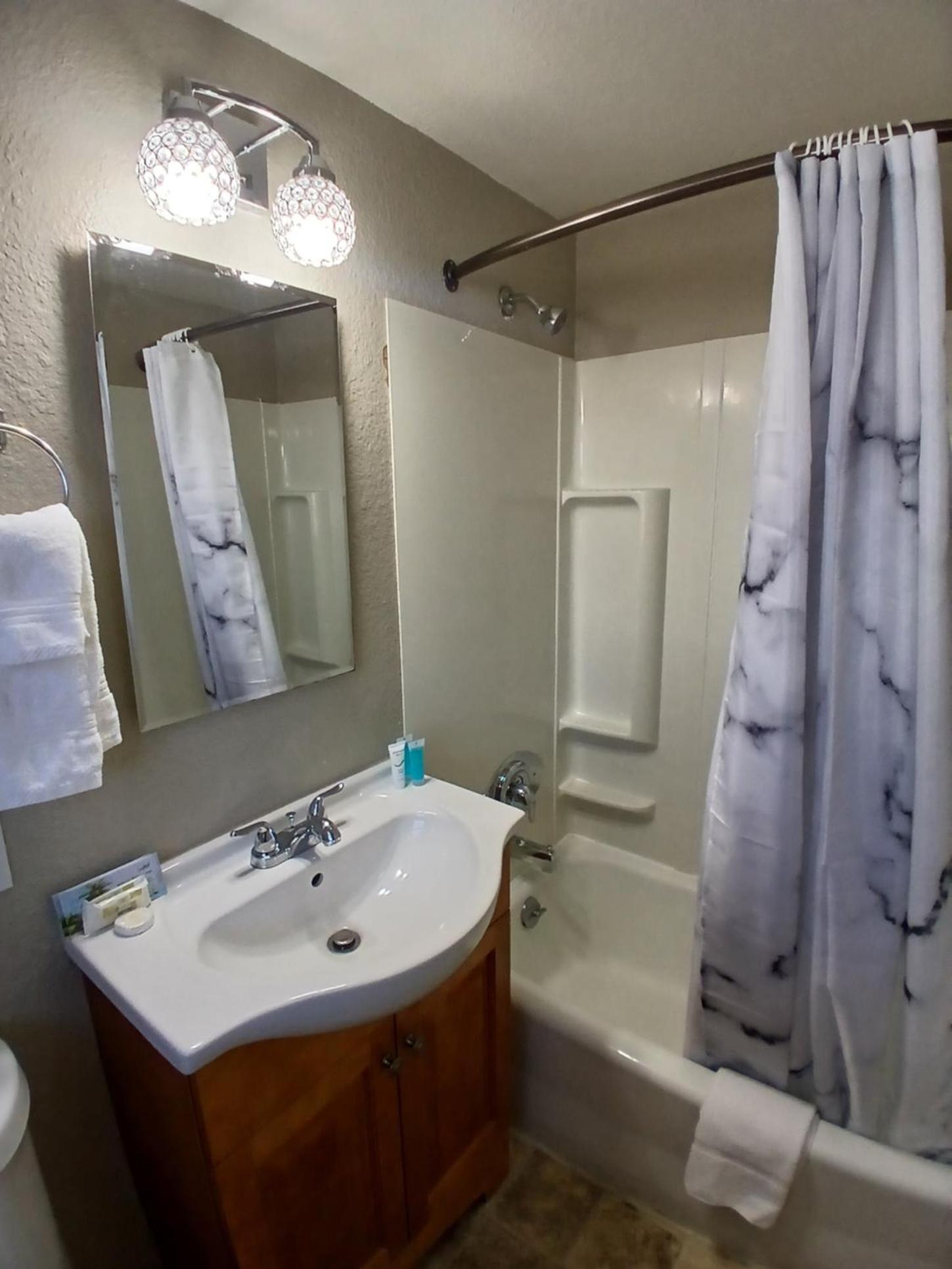 Silver Lakes Inn photo 38