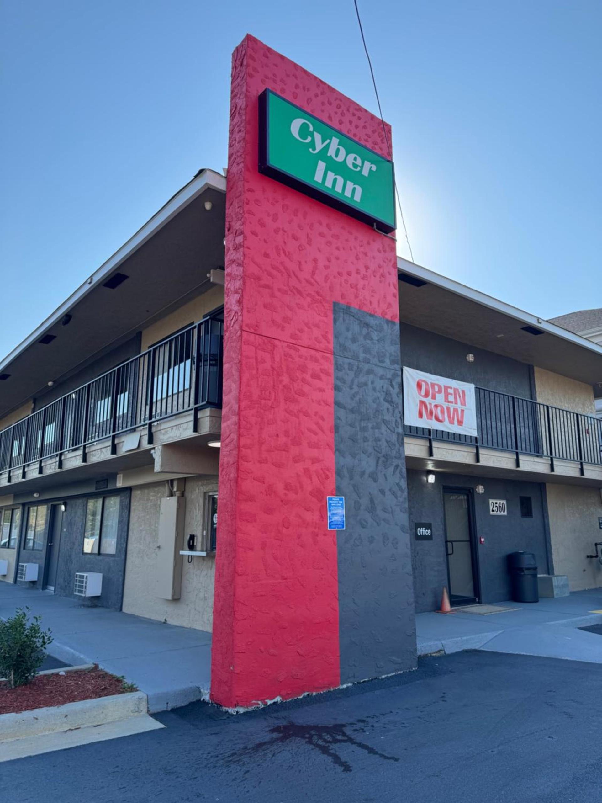 Cyber Inn photo 1