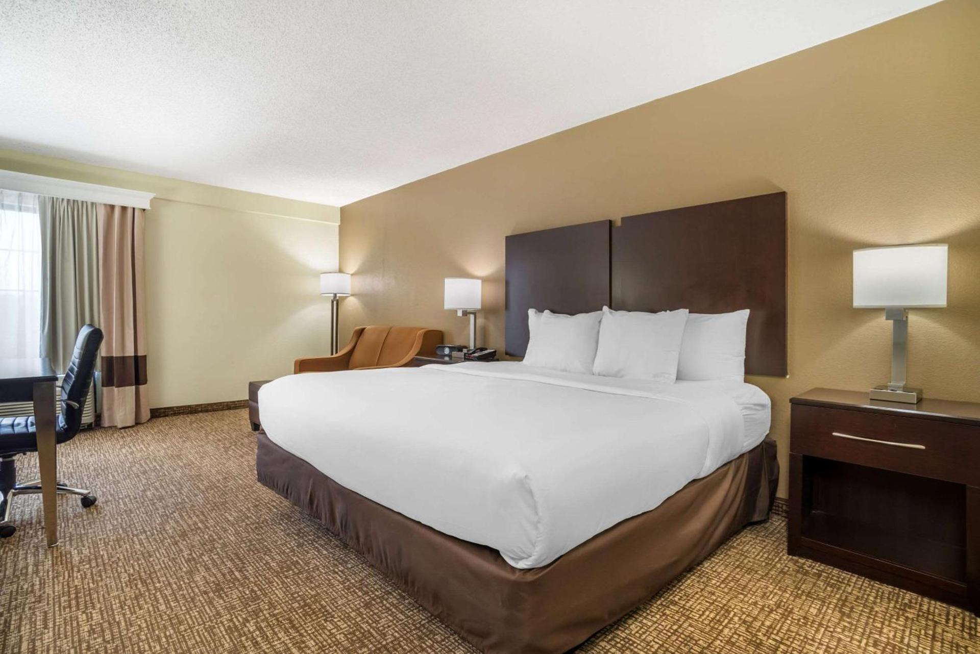 Comfort Inn & Suites Lake Norman photo 20