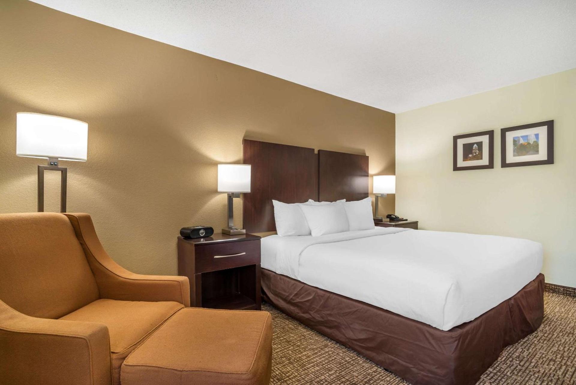 Comfort Inn & Suites Lake Norman photo 17