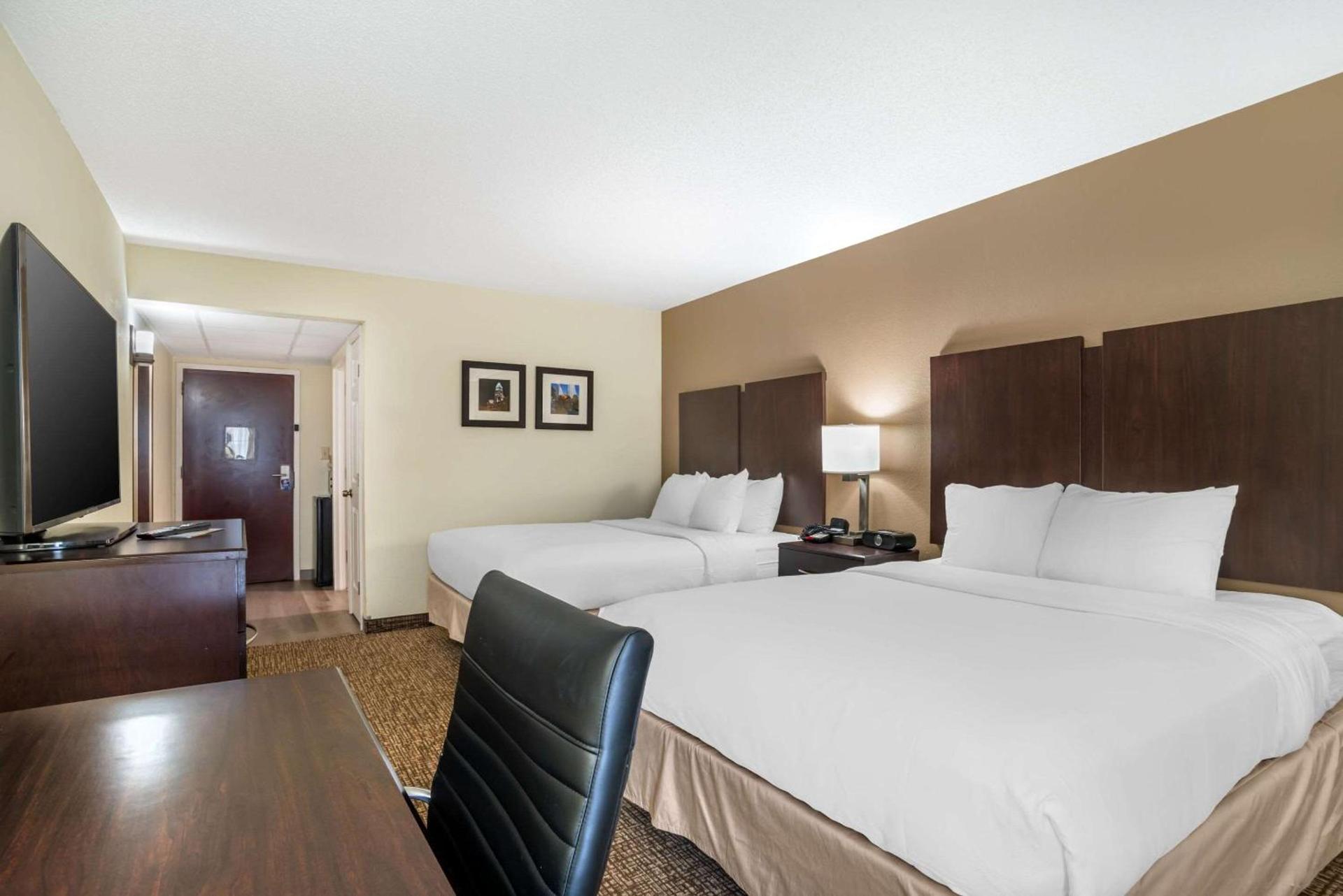 Comfort Inn & Suites Lake Norman photo 26