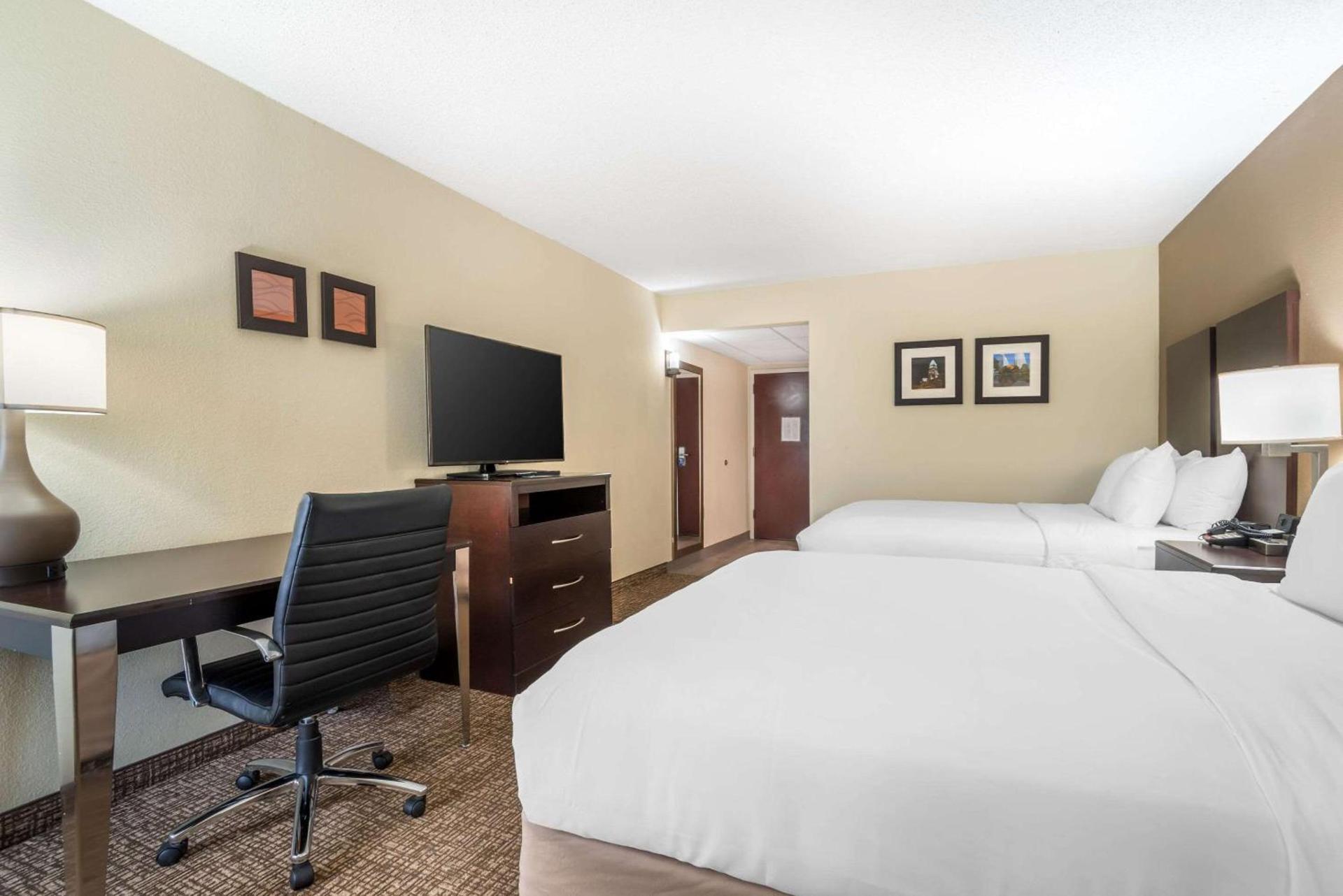 Comfort Inn & Suites Lake Norman photo 25