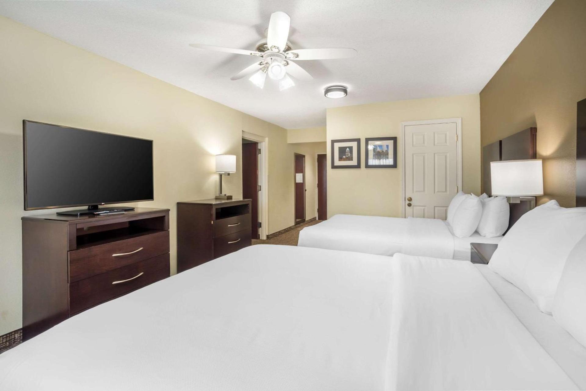 Comfort Inn & Suites Lake Norman photo 31