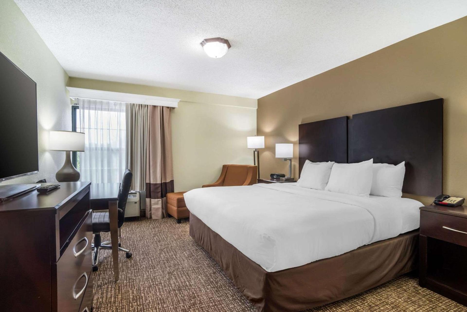 Comfort Inn & Suites Lake Norman photo 32