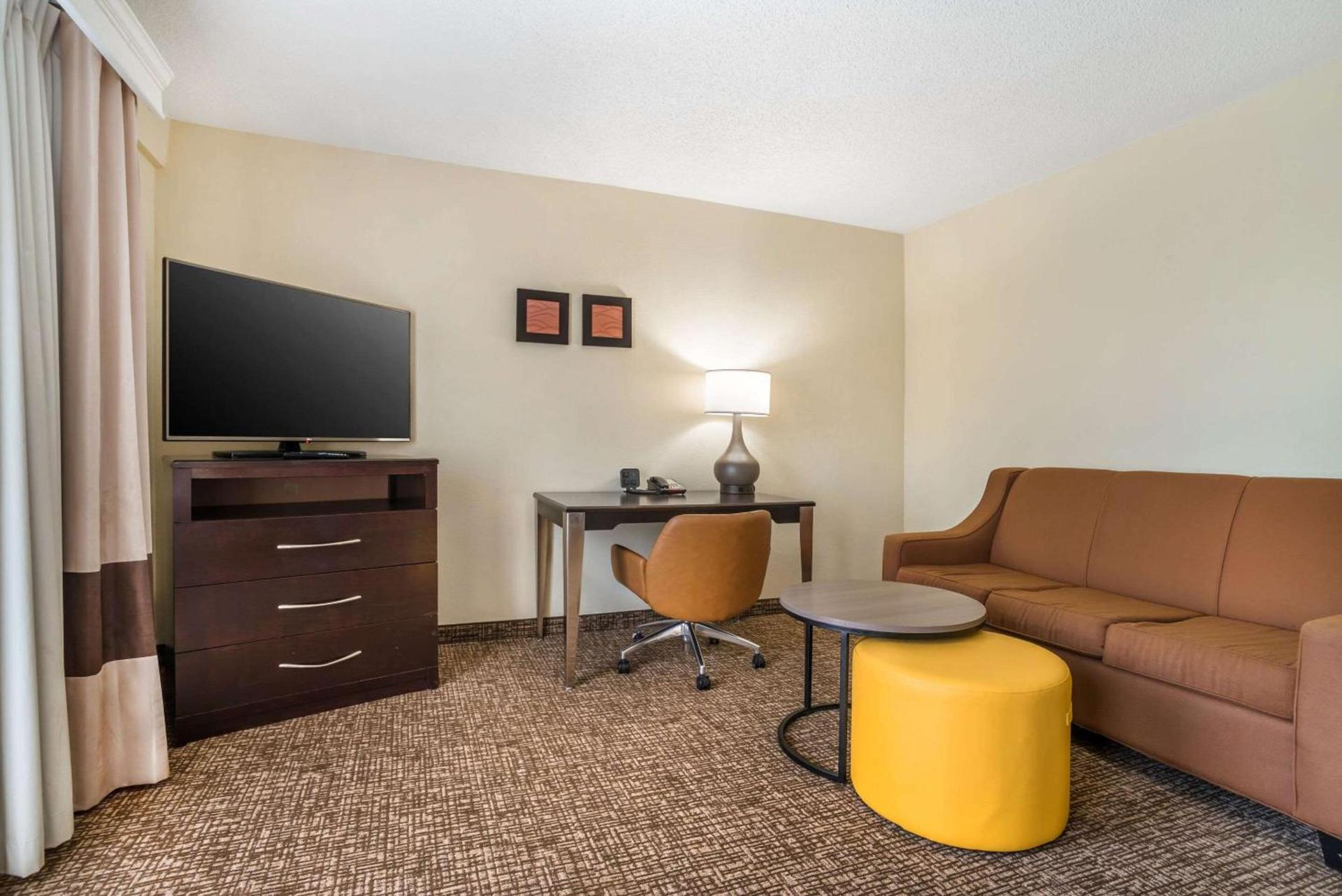 Comfort Inn & Suites Lake Norman photo 37