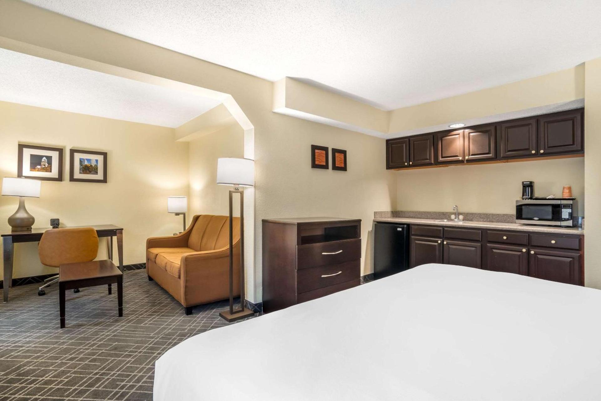 Comfort Inn & Suites Lake Norman photo 35