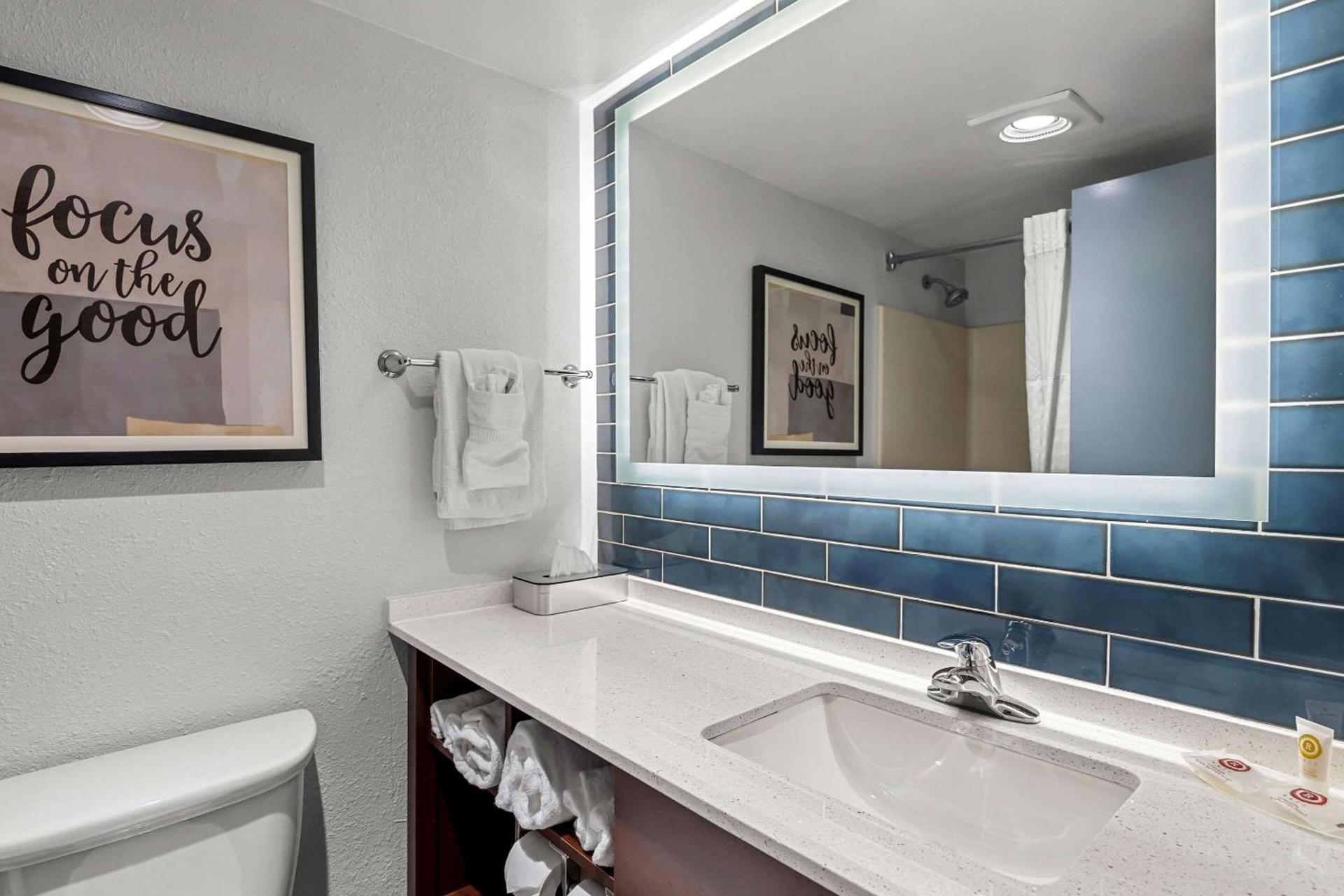 Comfort Inn & Suites Staunton photo 19