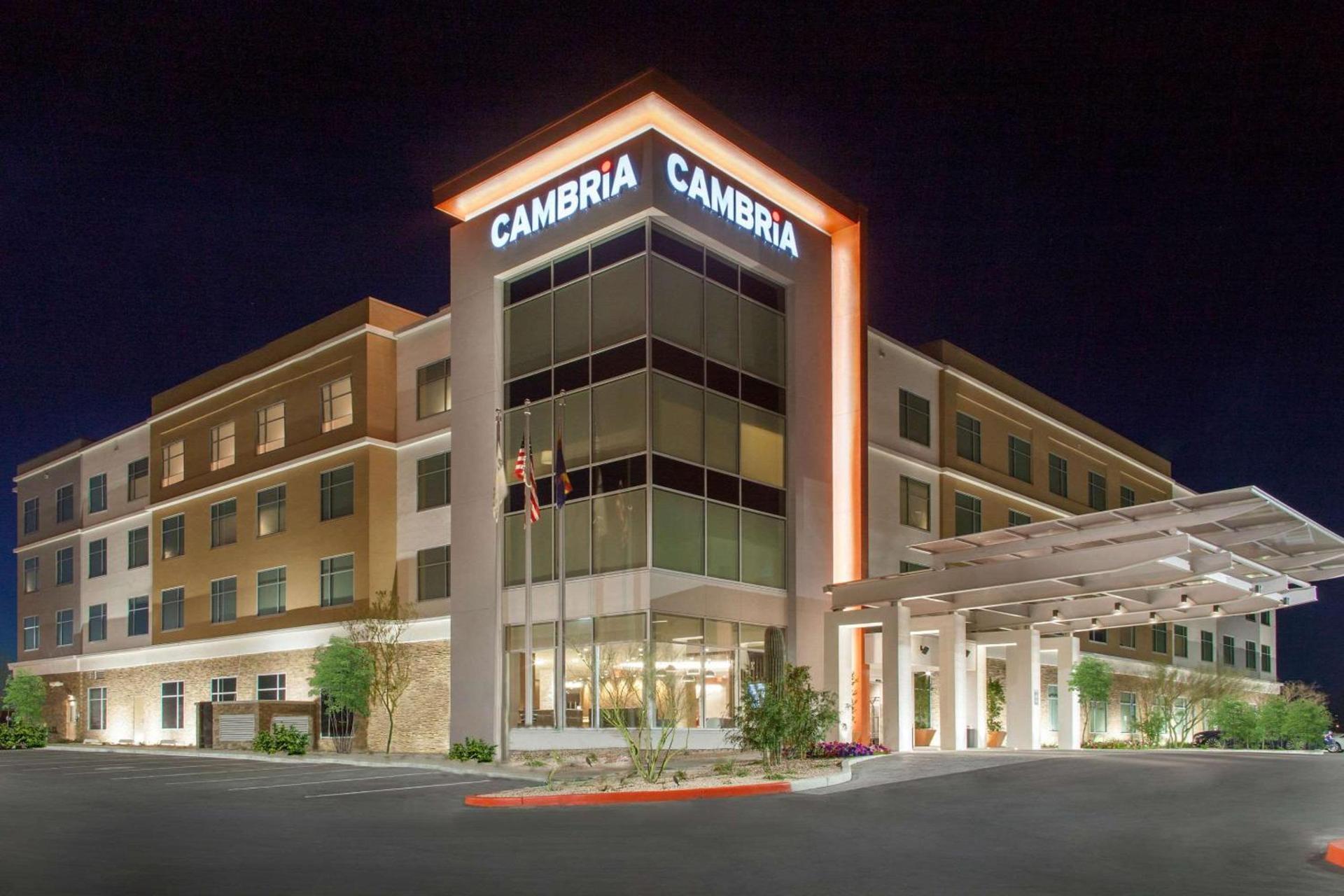 Hilton Garden Inn North Phoenix Scottsdale photo 1