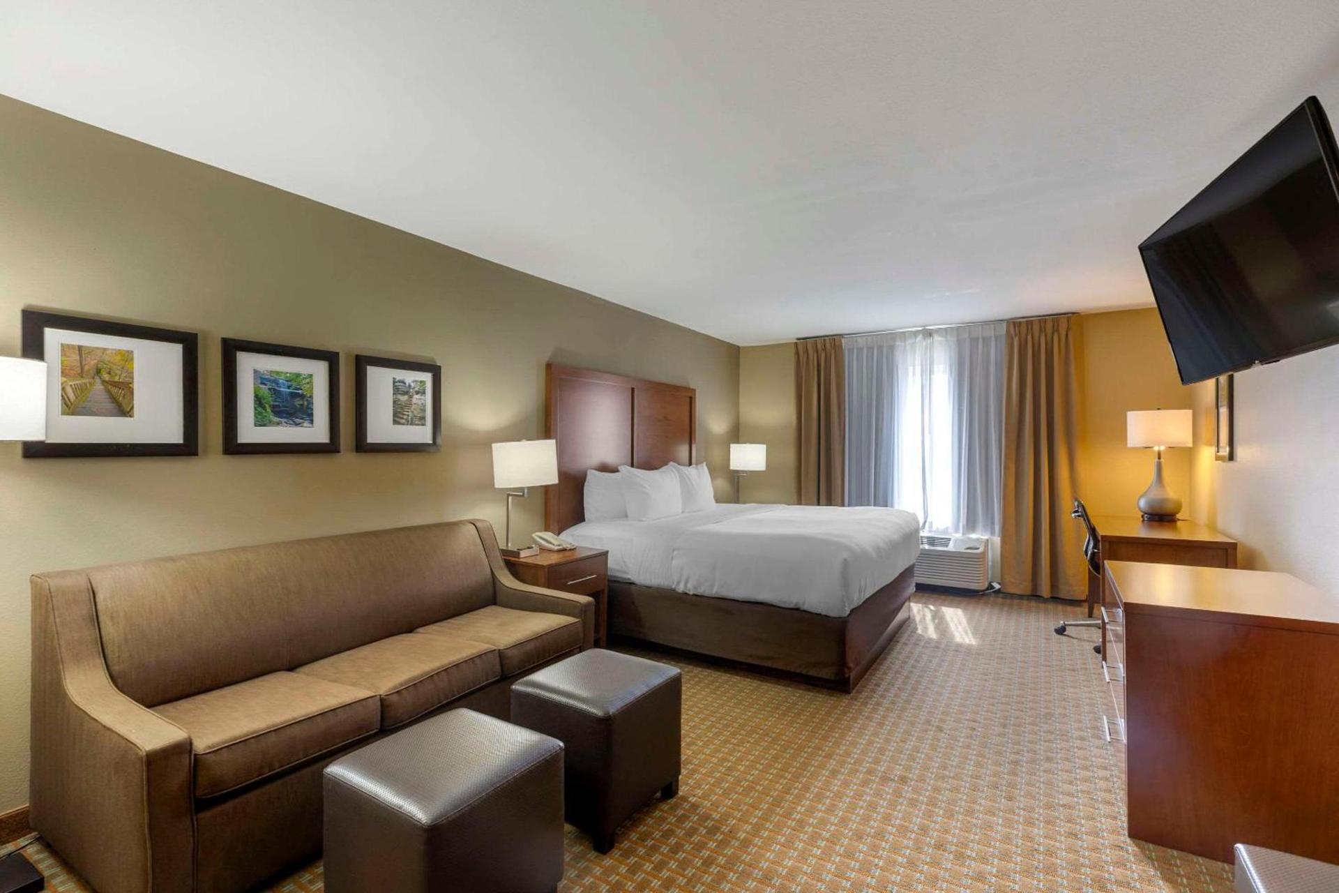 Comfort Inn & Suites Marion I-57 photo 14