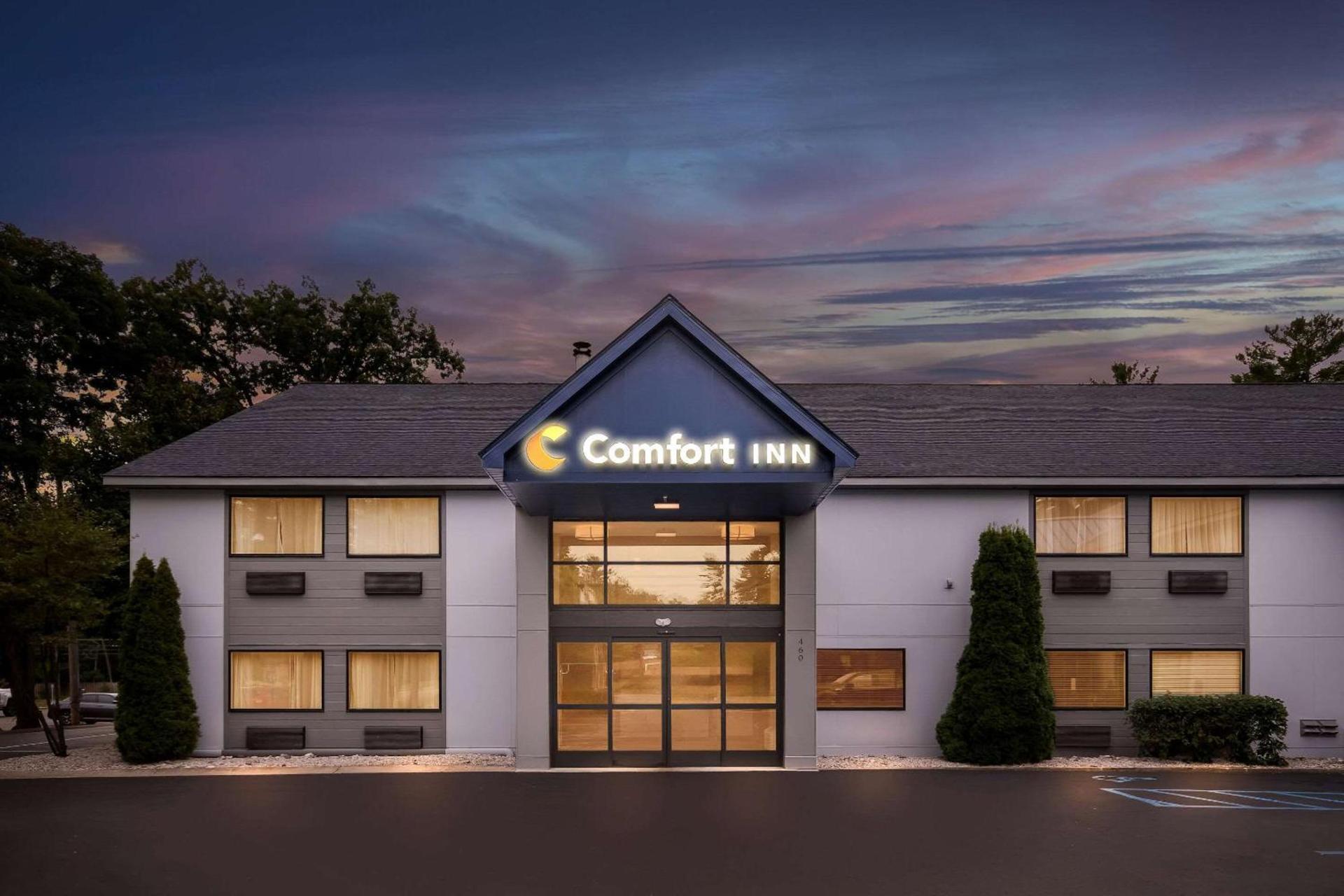 Comfort Inn Traverse City photo 3