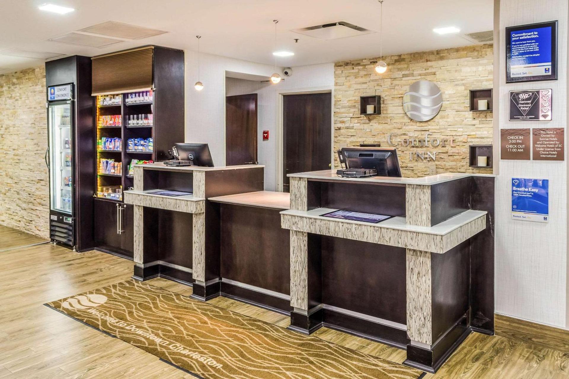 Fairfield by Marriott Inn & Suites Charleston Downtown photo 3