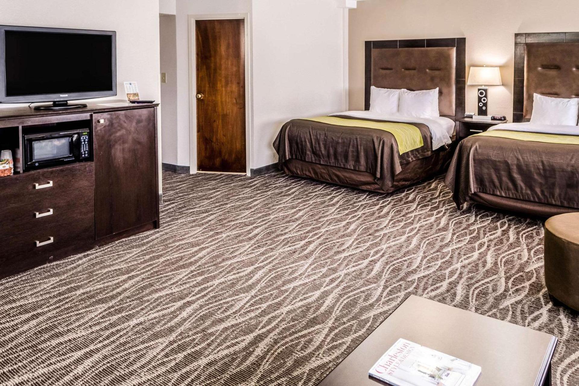 Fairfield by Marriott Inn & Suites Charleston Downtown photo 10
