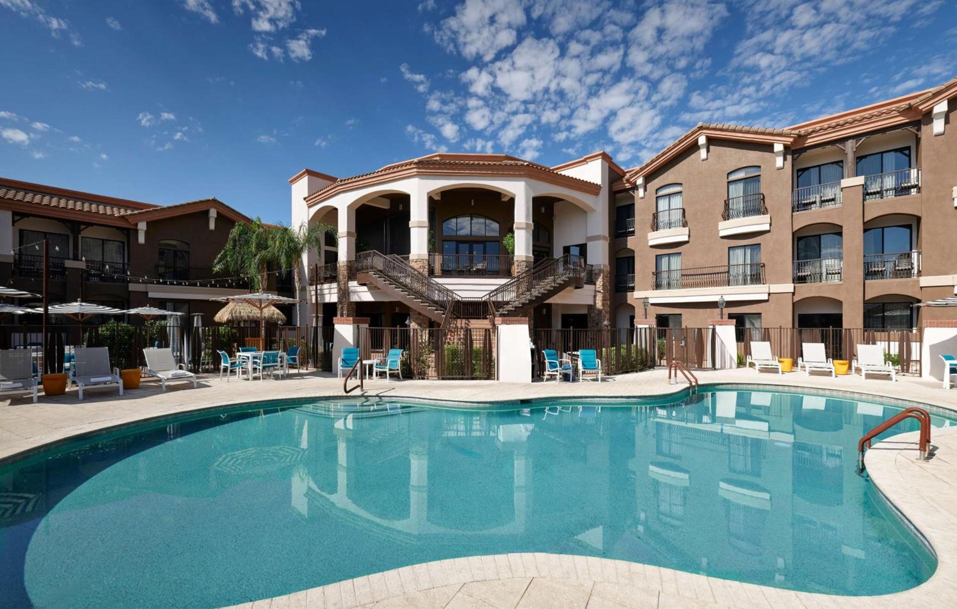 Embassy Suites Tucson - Paloma Village photo 10