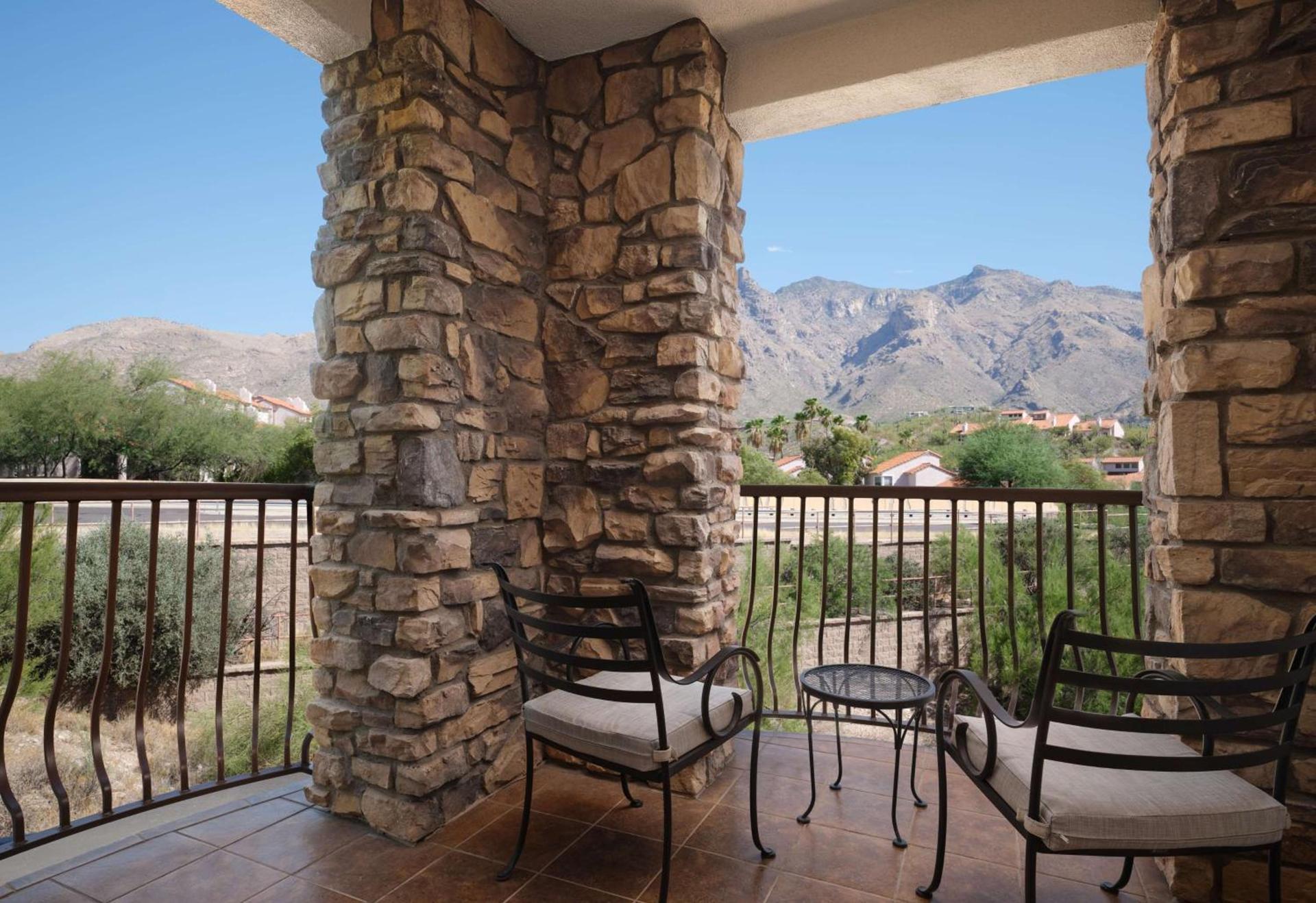 Embassy Suites Tucson - Paloma Village photo 23