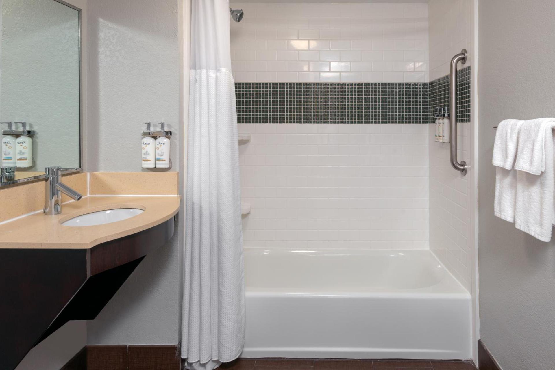 Staybridge Suites Miami Doral Area by IHG photo 11