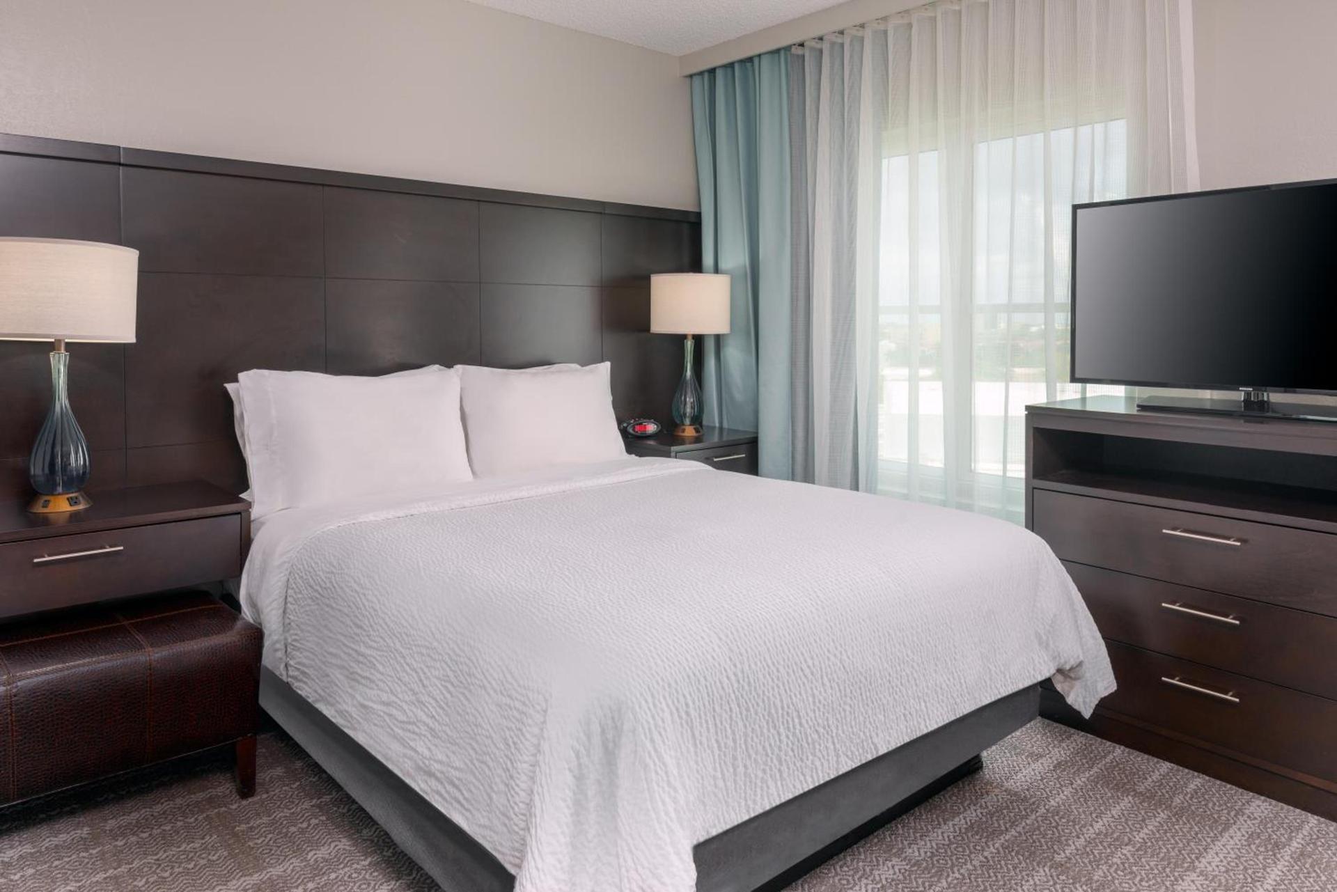 Staybridge Suites Miami Doral Area by IHG photo 16