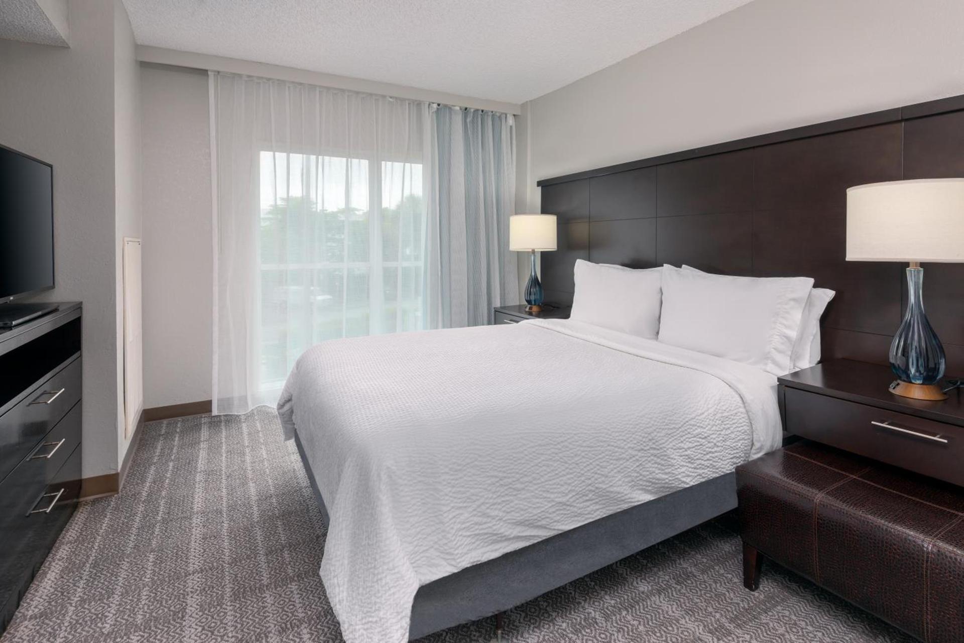 Staybridge Suites Miami Doral Area by IHG photo 14