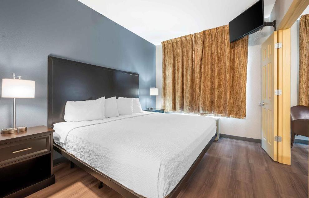 Extended Stay America Suites - Indianapolis - Airport - W Southern Ave photo 53