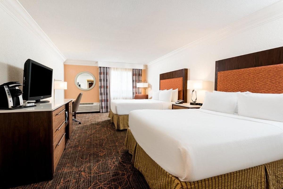 Holiday Inn Fort Lauderdale Airport by IHG photo 46