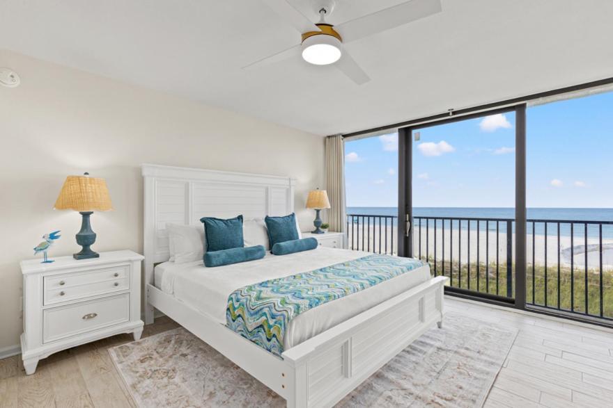 Sandpiper Beacon Beach Resort photo 97