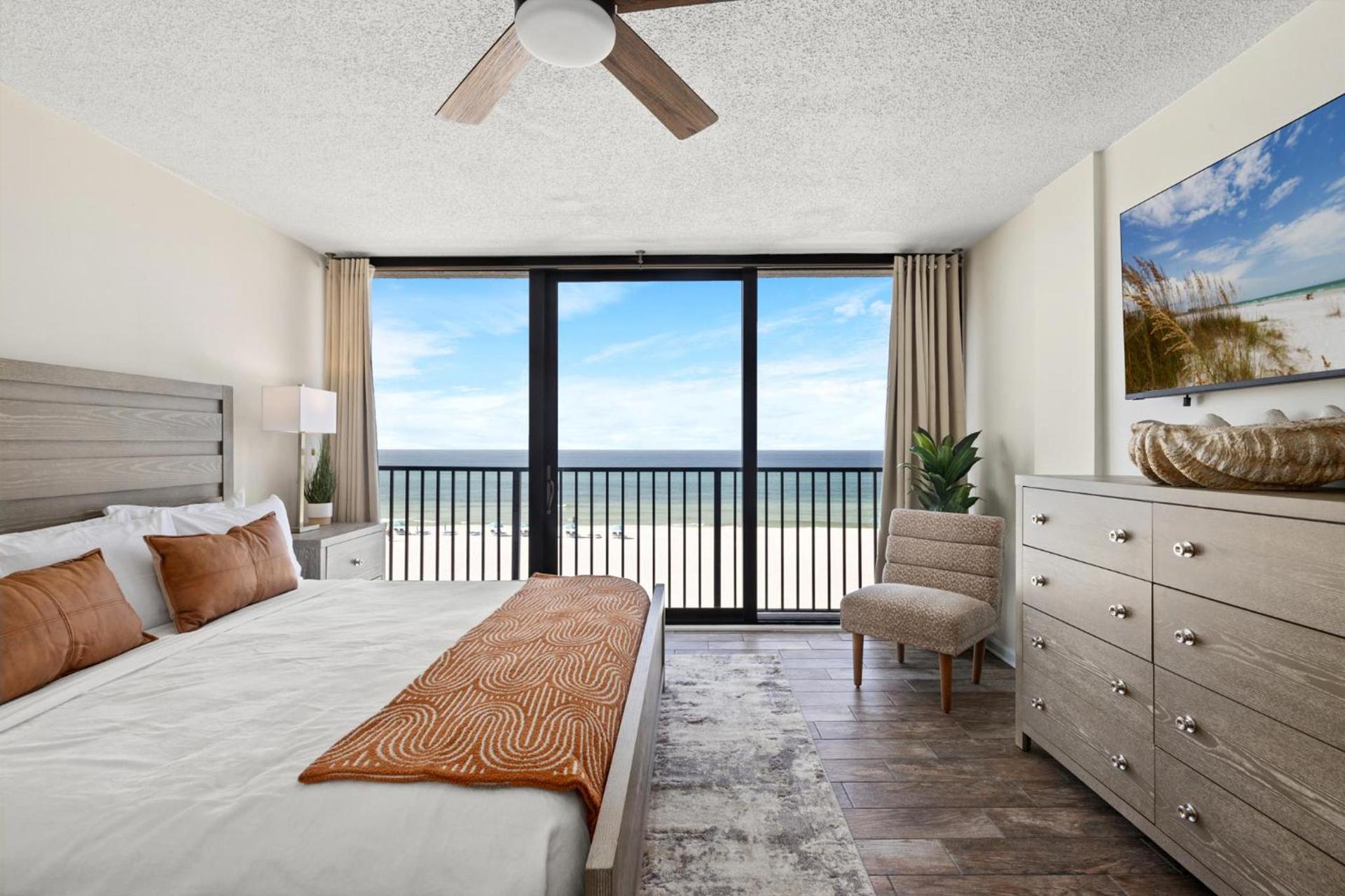 Sandpiper Beacon Beach Resort photo 55