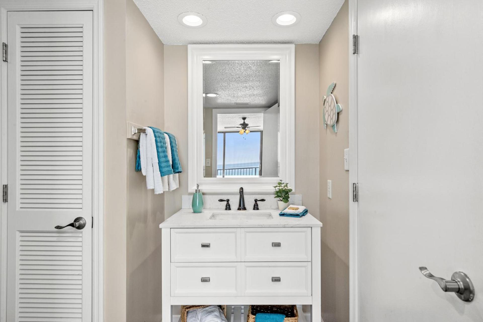 Sandpiper Beacon Beach Resort photo 91