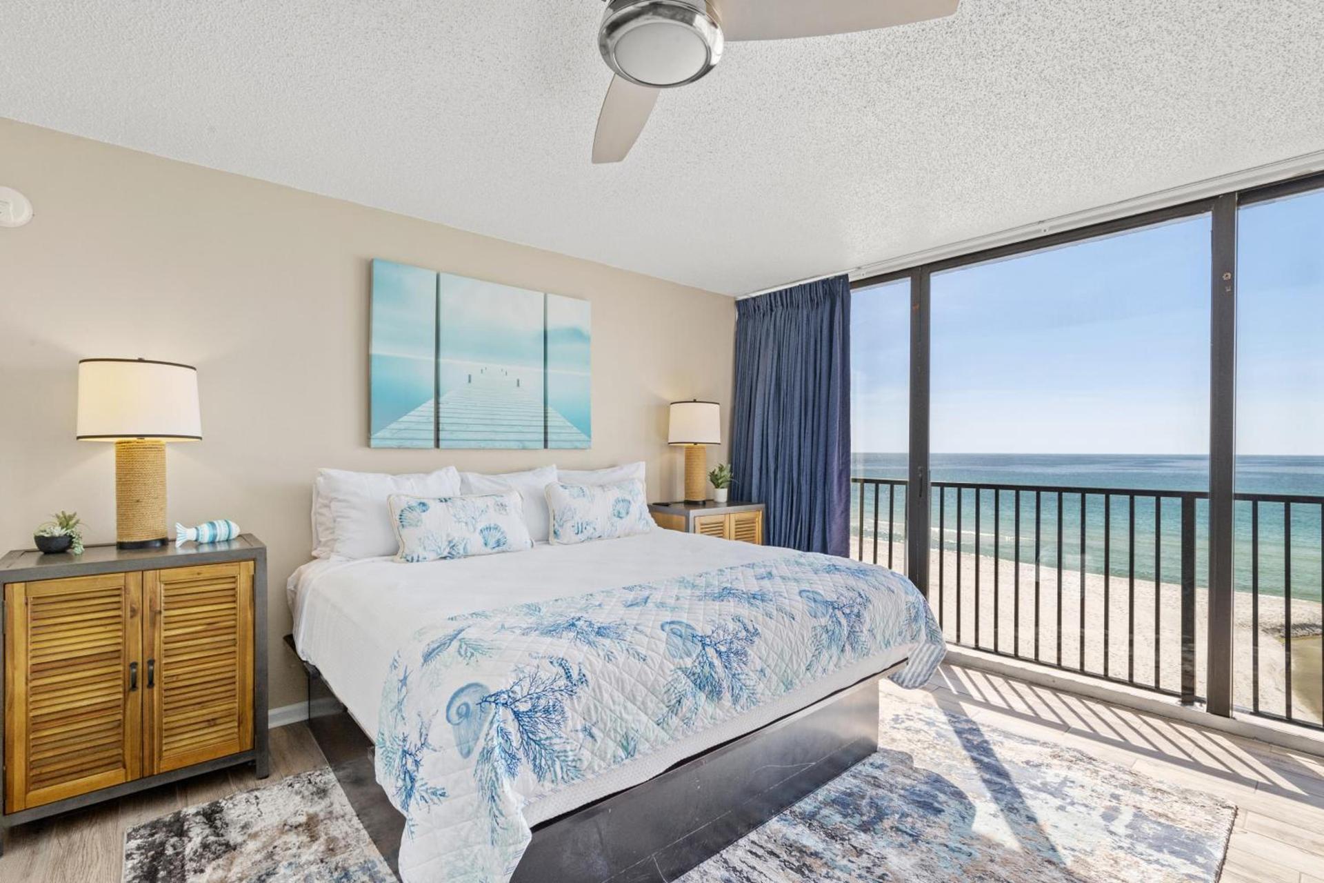 Sandpiper Beacon Beach Resort photo 89