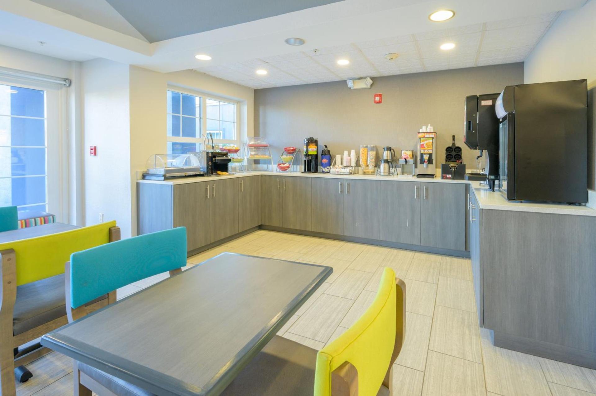 Candlewood Suites Panama City Beach Southeast by IHG photo 85