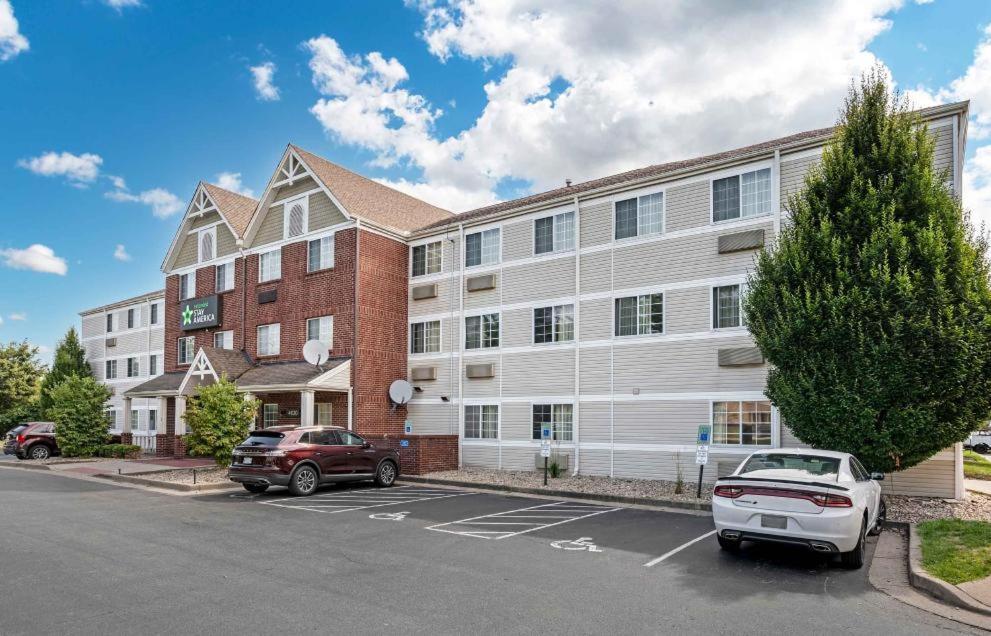 Extended Stay America Suites - Cincinnati - Blue Ash - Reed Hartman photo 56