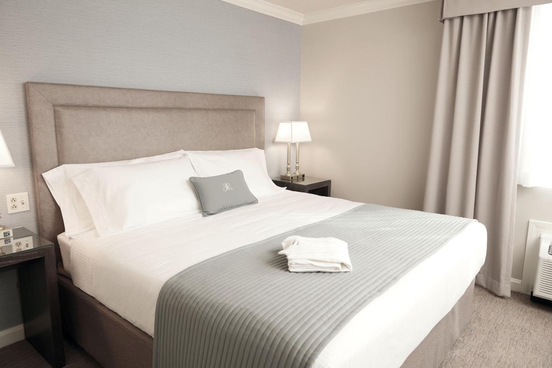 Ethan Allen Hotel photo 19