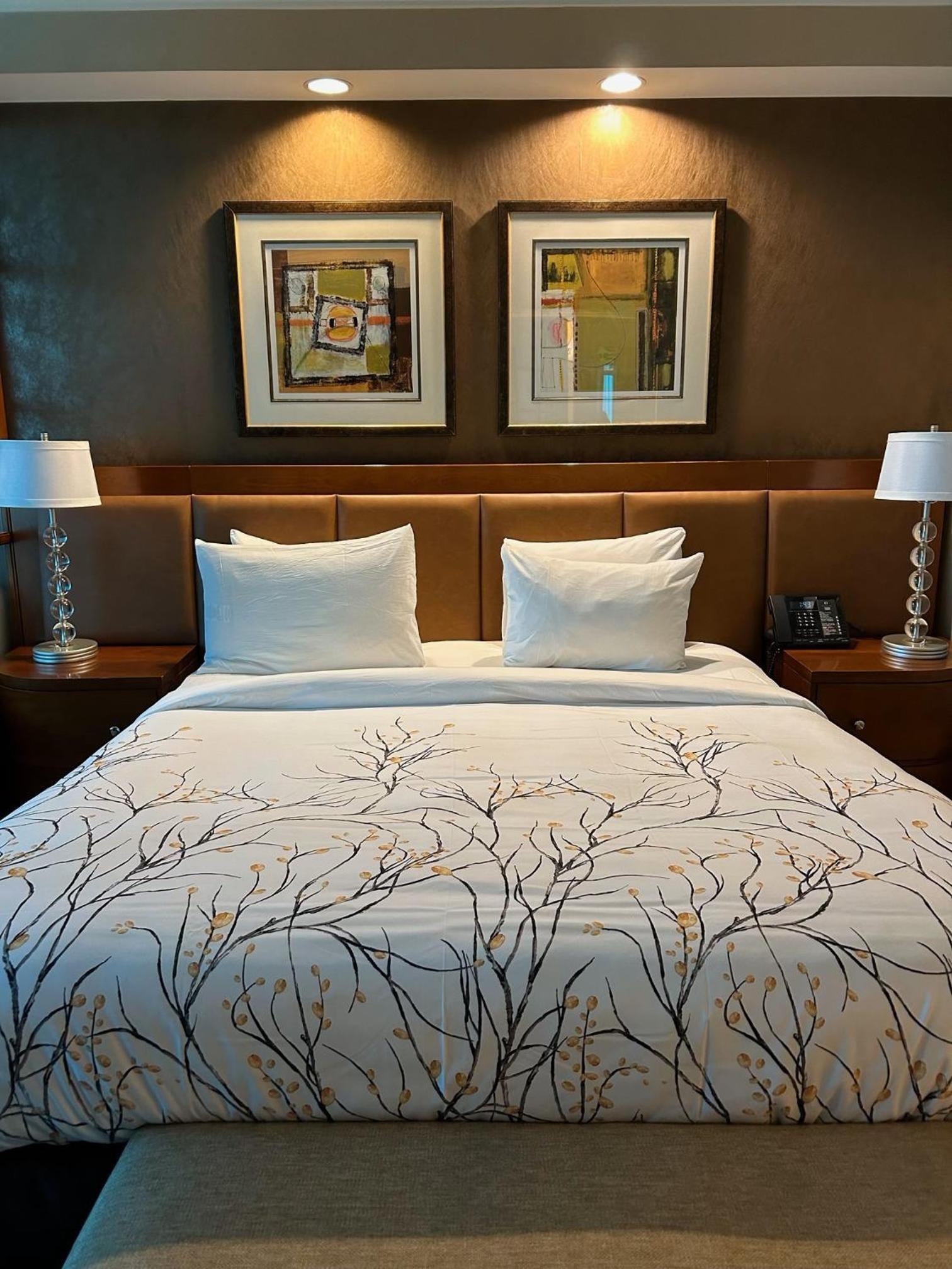 Luxury Suites International at The Signature photo 51