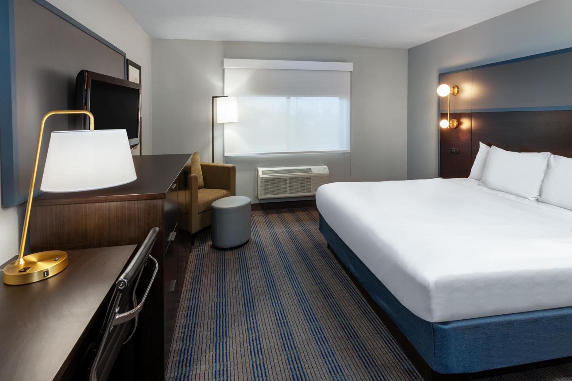 AmericInn by Wyndham Peoria photo 45
