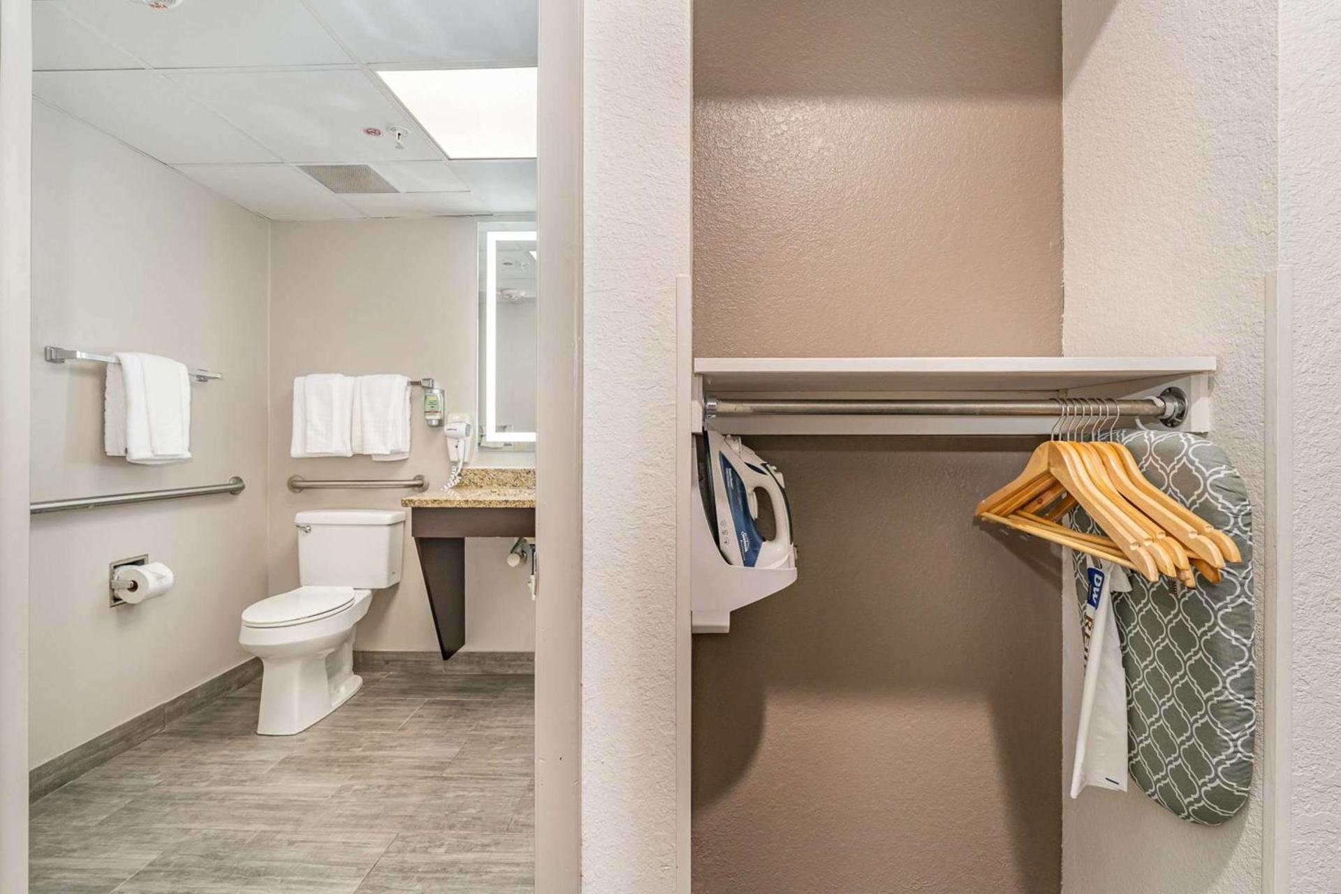 Best Western Kernersville photo 26