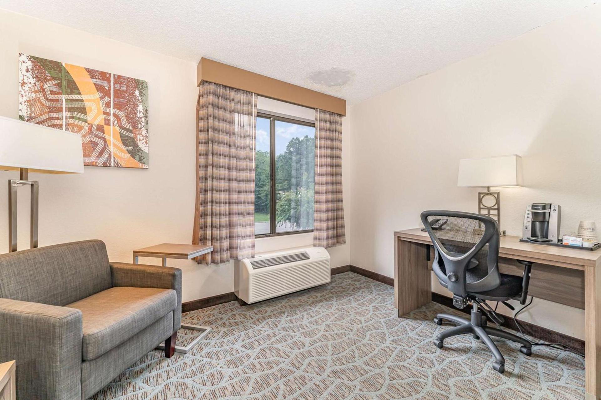 Best Western Kernersville photo 28